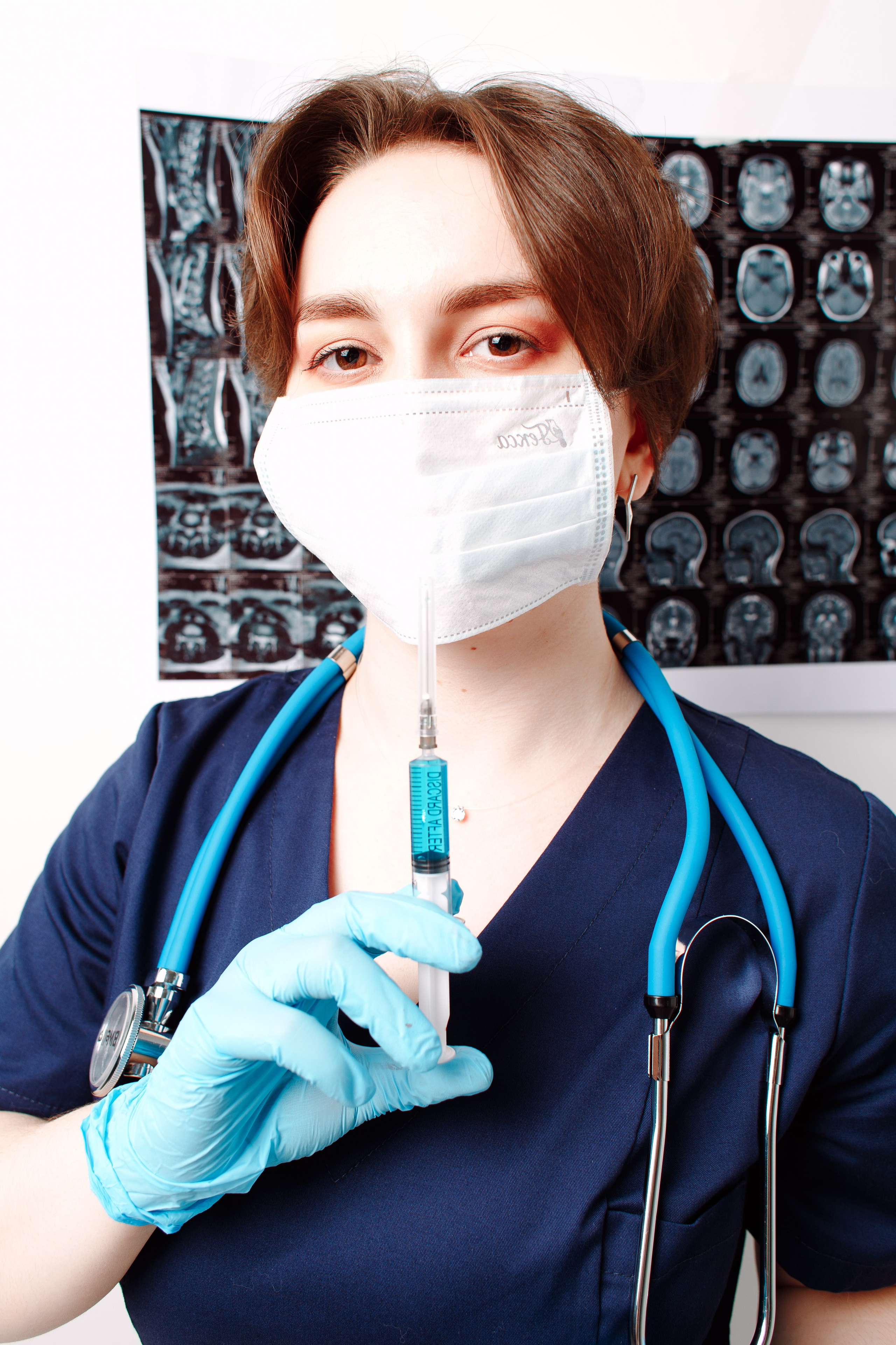 Съёмка врача в студии. Фотограф врача в Нижнем Новгороде и Нижегородской области.