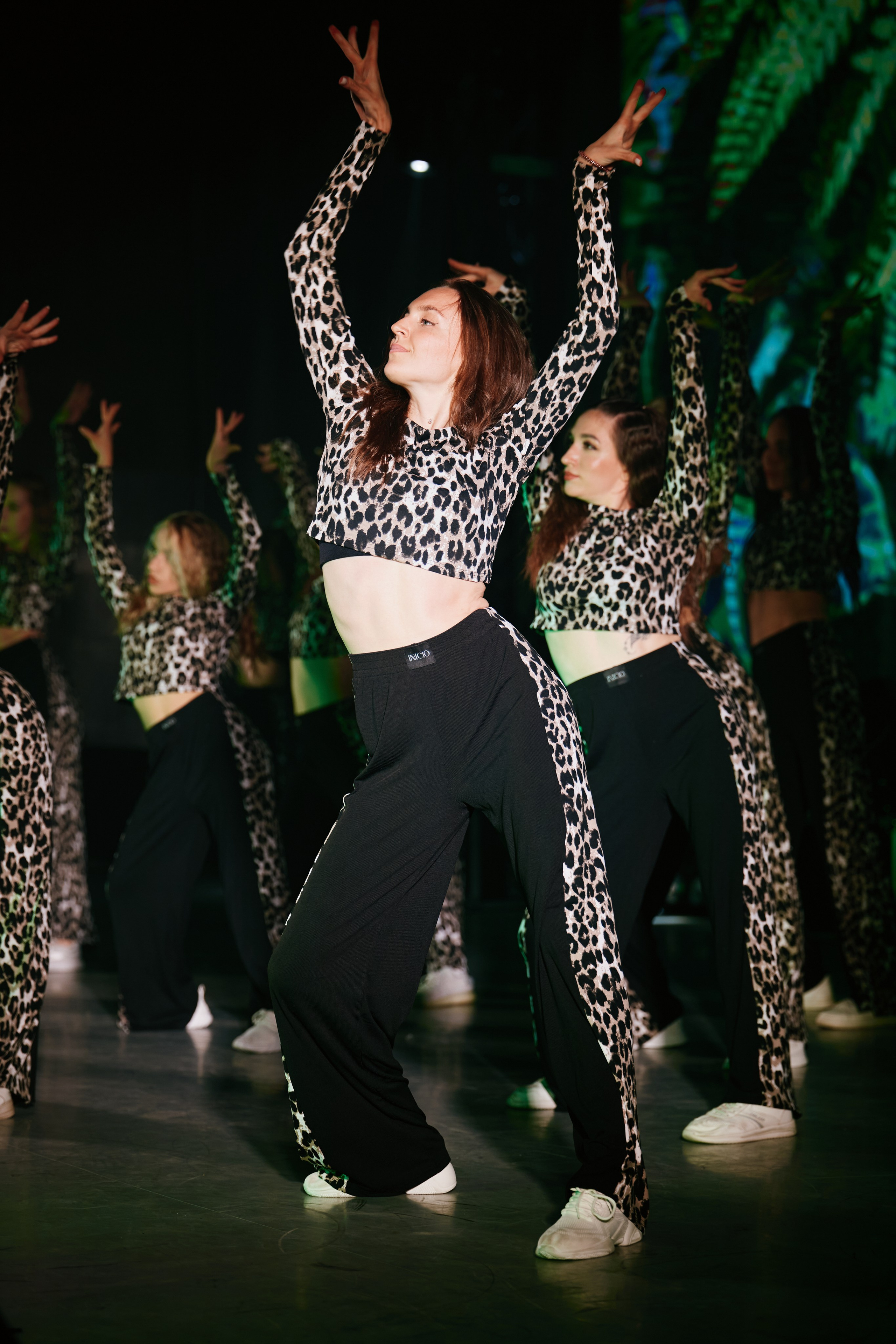 VIVA GLAM Отчетный концерт. Фотограф и видеограф в Кургане Леонид Корнильев