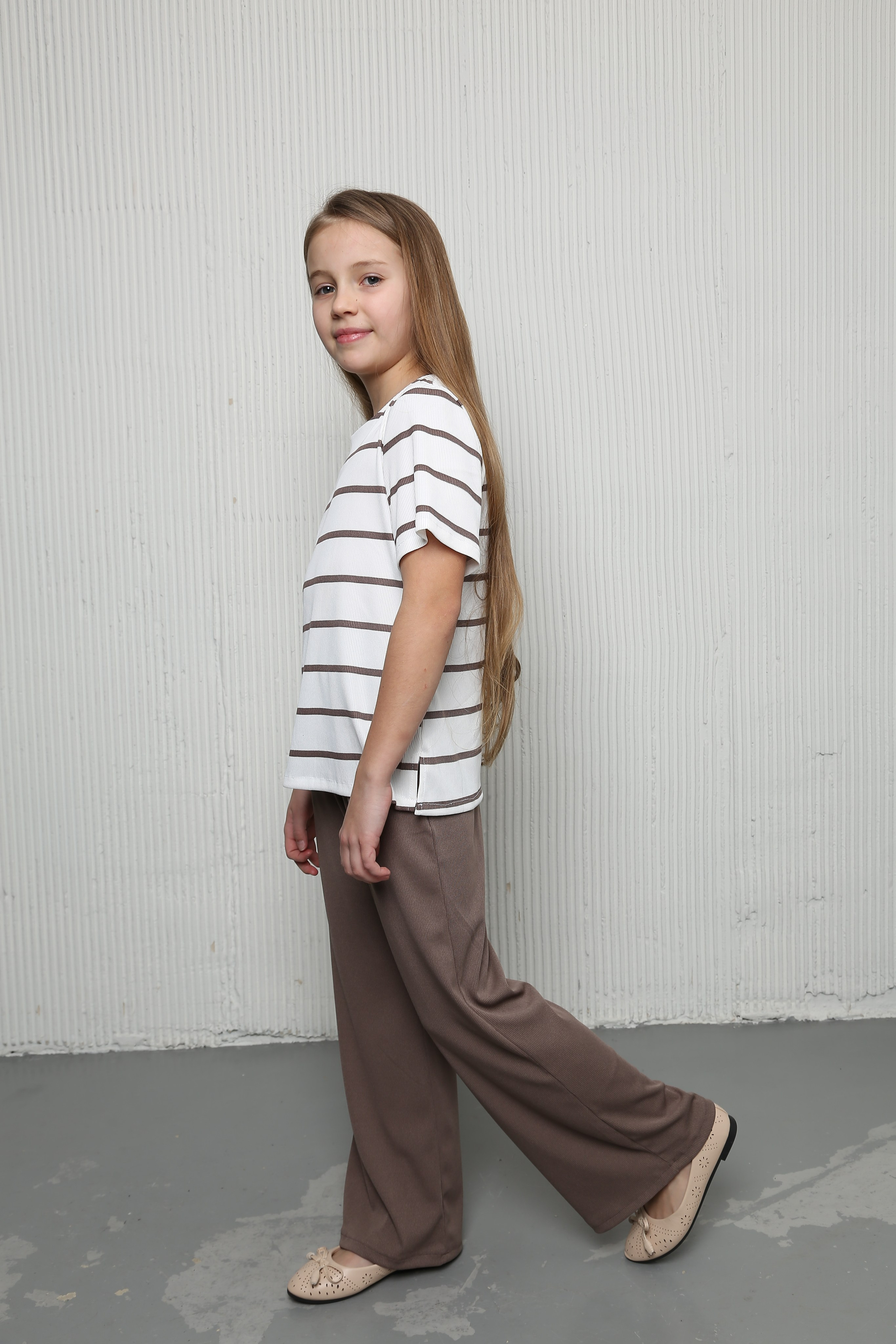 Профессиональная коммерческая фотосессия для детских товаров - одежда, обувь, аксессуары. Fashion фотограф в Санкт-Петербурге Савинова Ирина