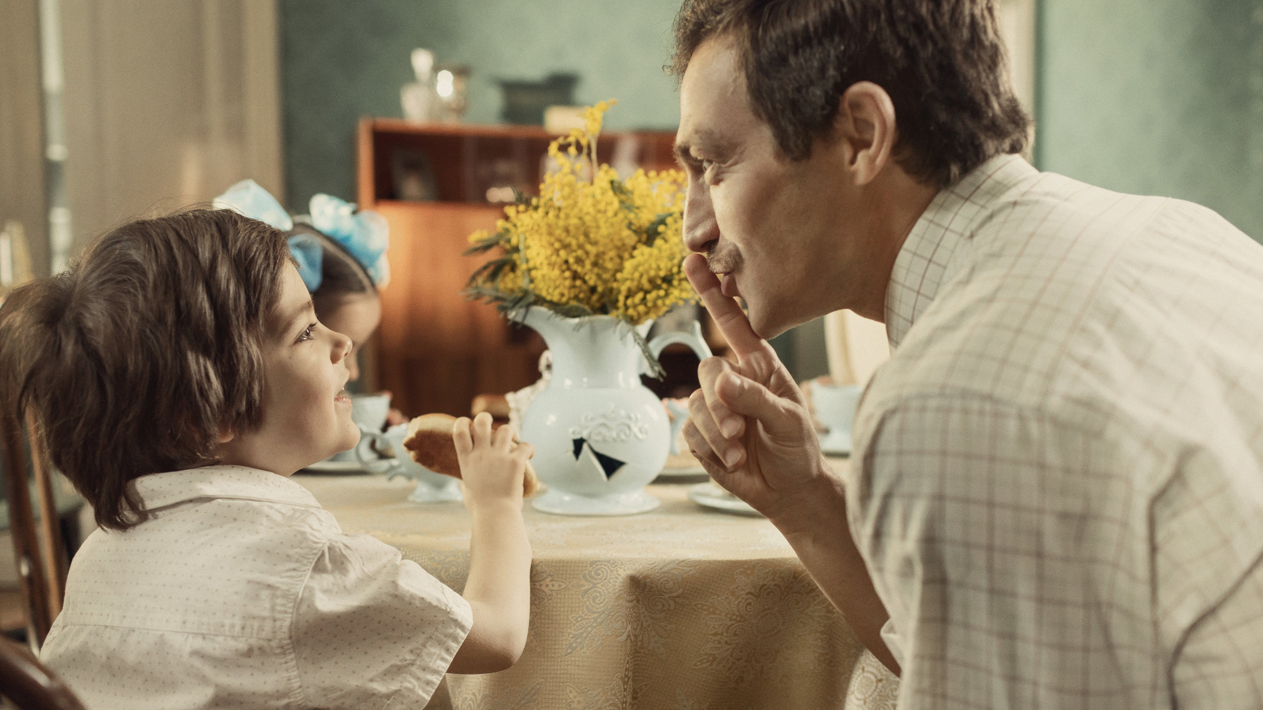 Разбитый кувшин Cozy Home. Фотограф и режиссер Сергей Спирин. Москва