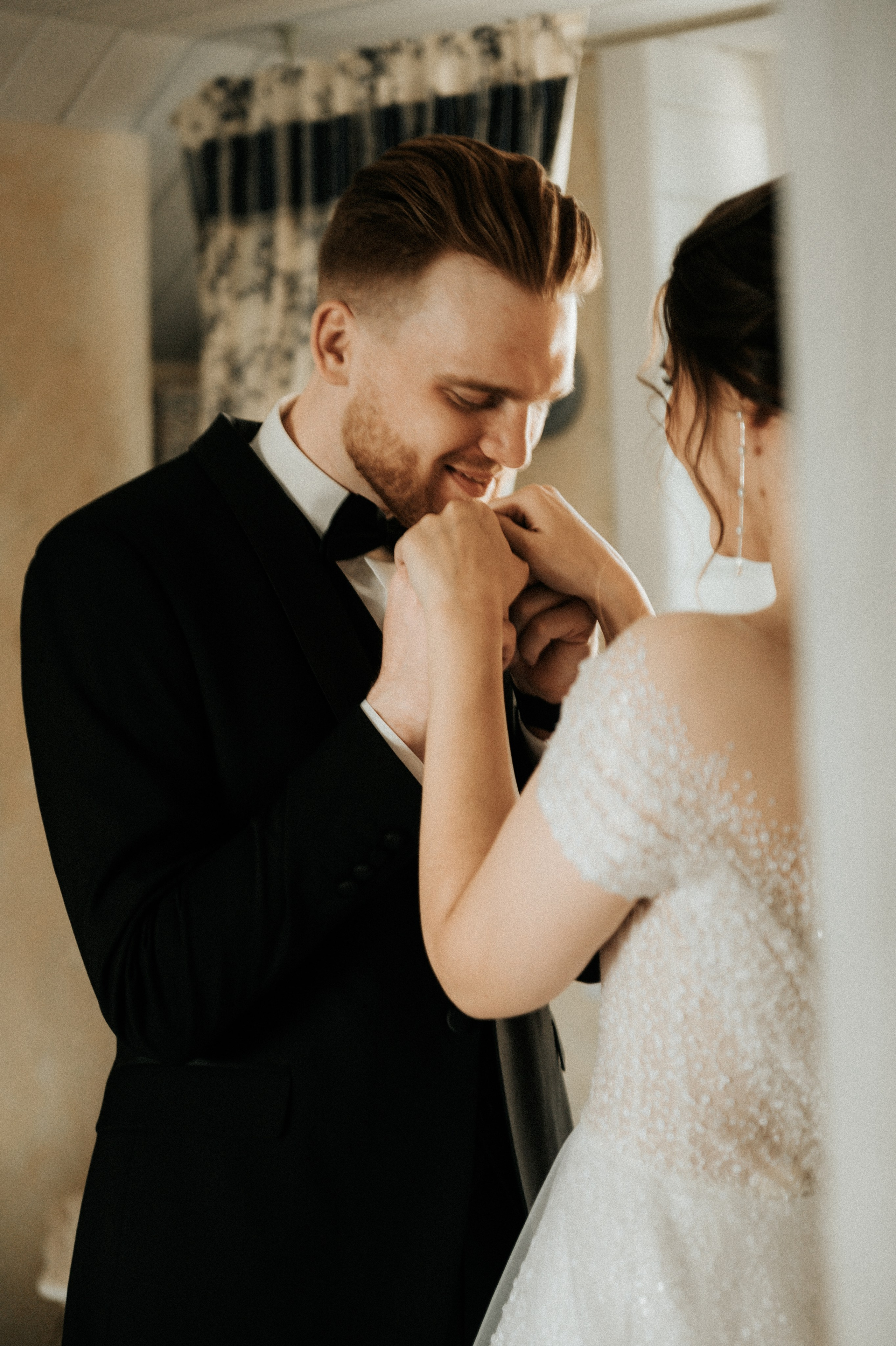 Свадебные фотографии. Фотограф в Барнауле Дарья Бутурлакина. Люби.Цени.Касайся