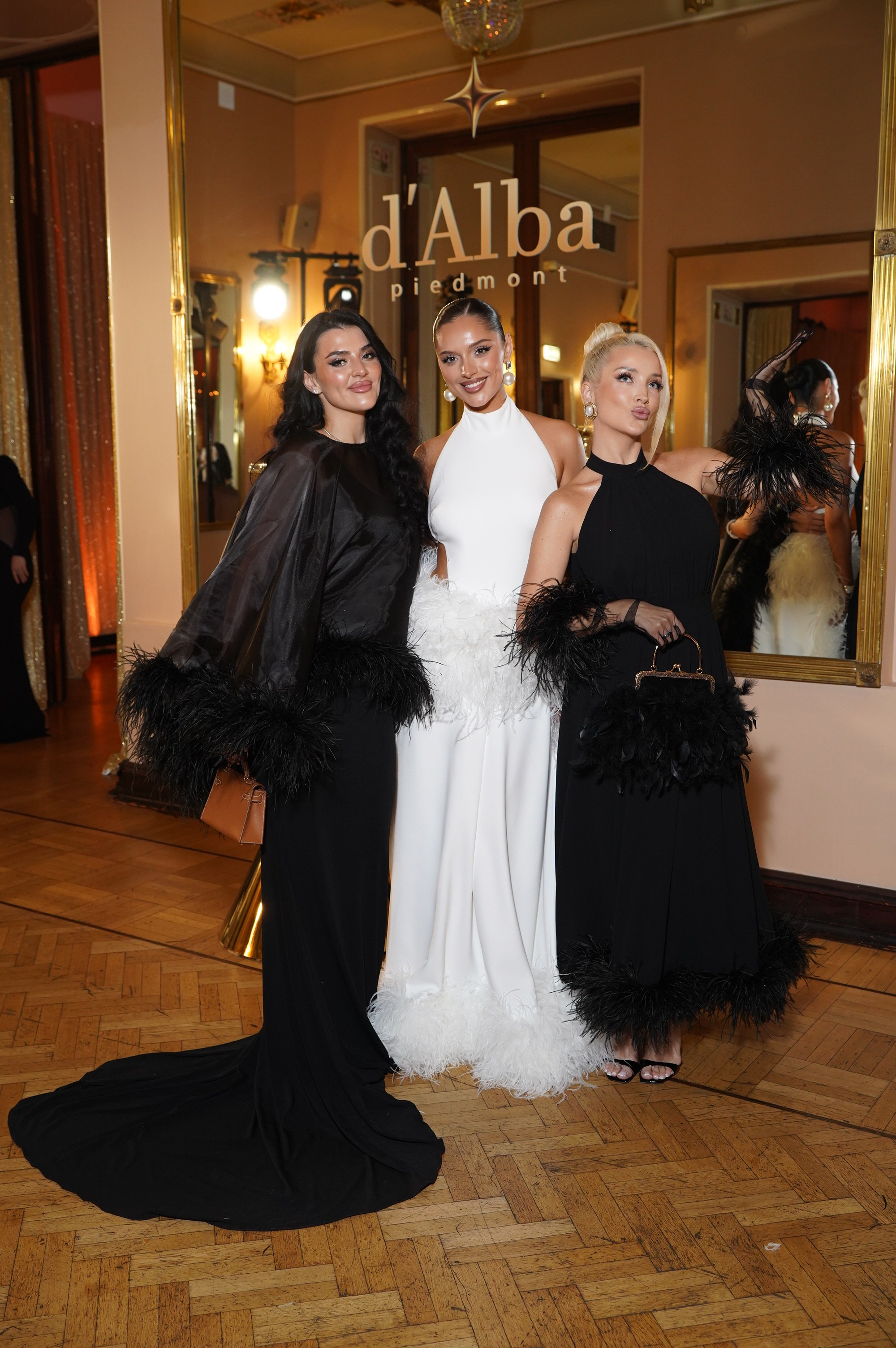 D'ALBA. Медийный светский репортажный фотограф