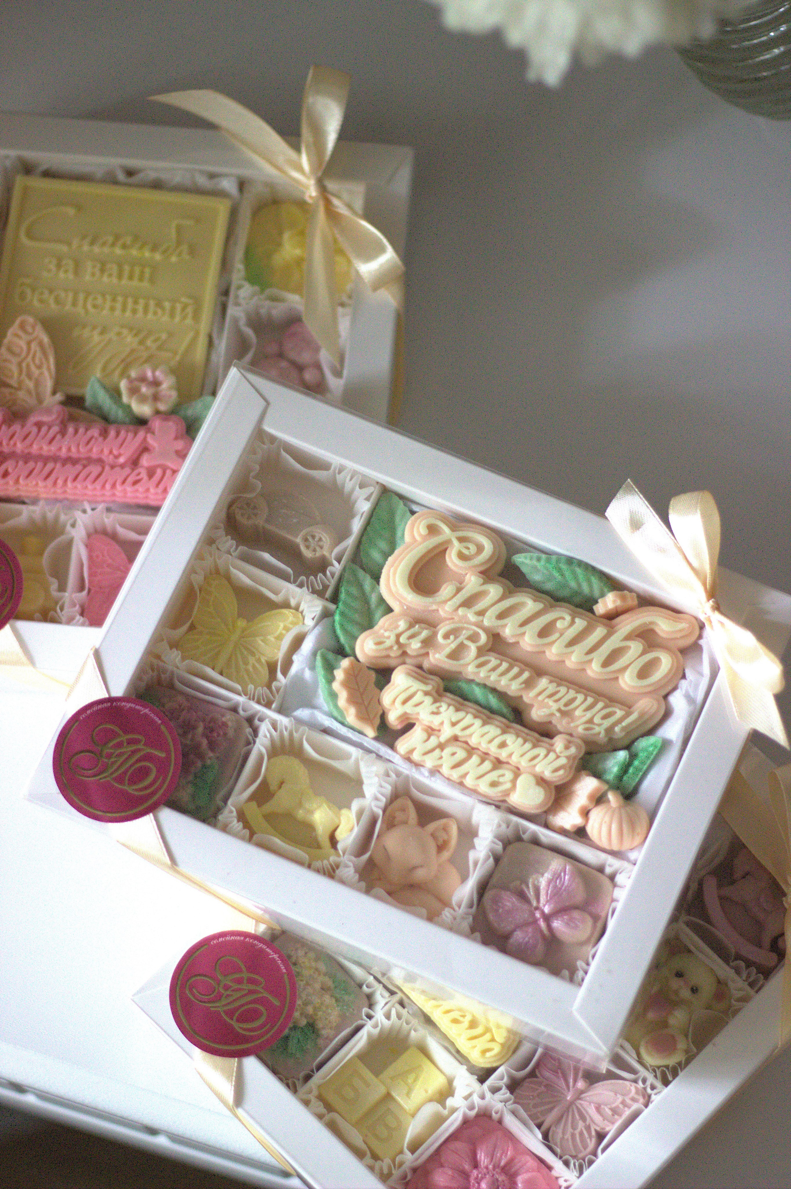 Шоколадная продукция. Кондитерская. Торты и десерты на заказ в Москве и области, город Химки