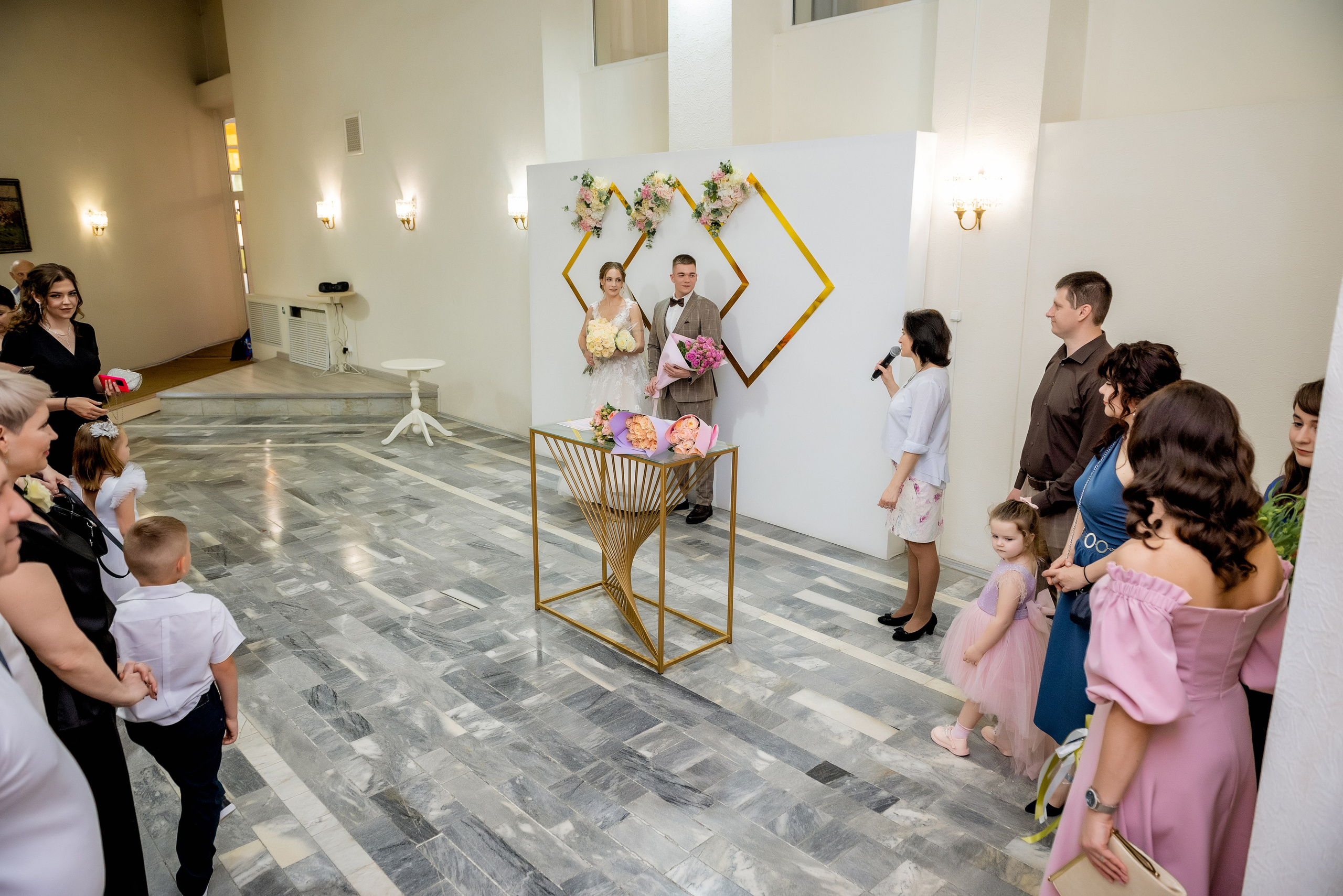 Пролетарский ЗАГС в Ростове: Фотографии и полезная информация