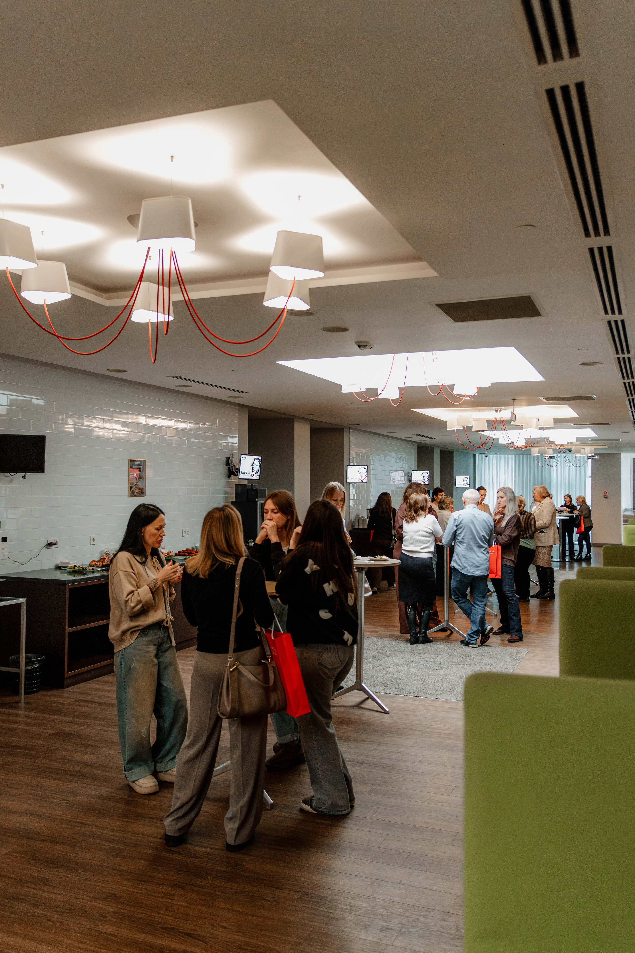 РУССКИЙ ЭКСПРЕСС