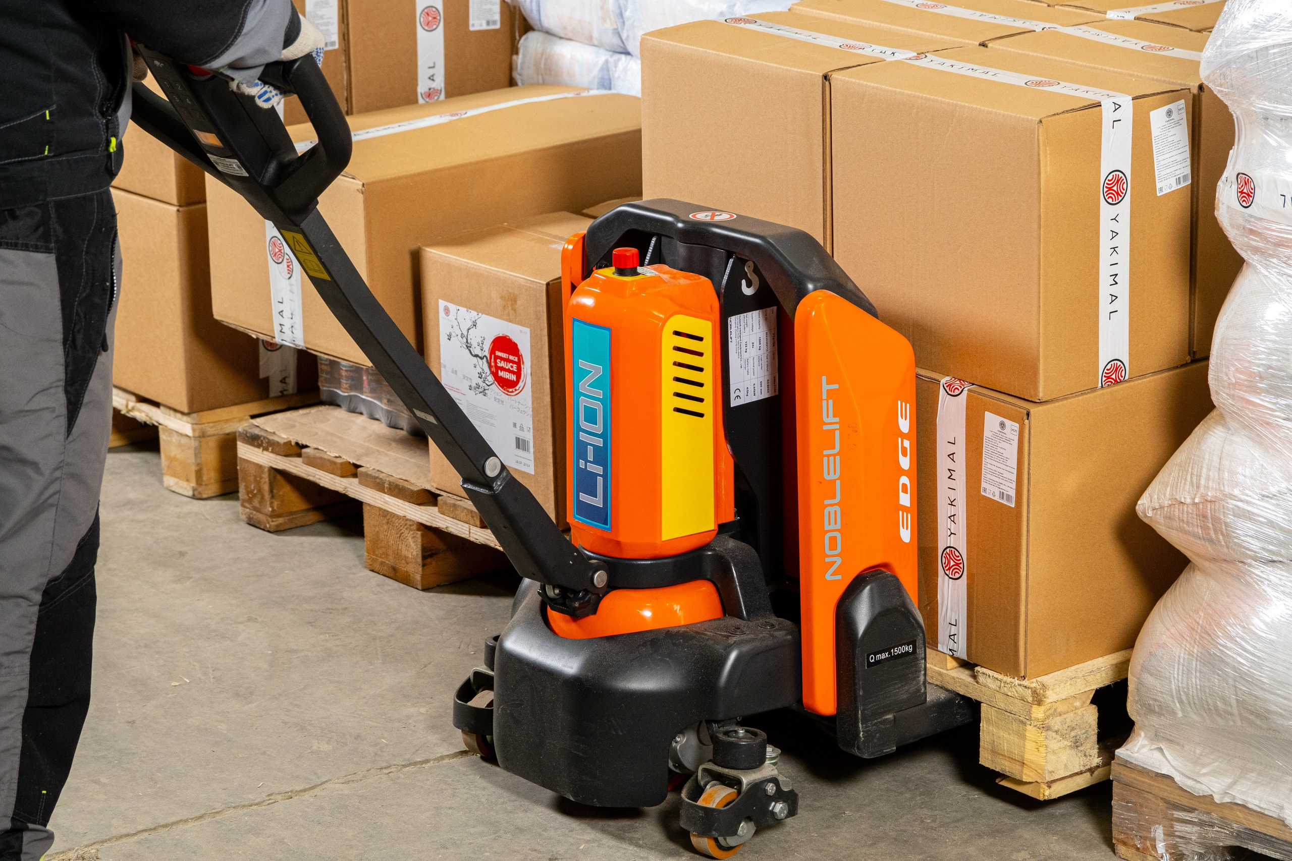 Рекламная фотосъемка в Москве. Профессиональный фотограф в Москве — Максим Дьяконов