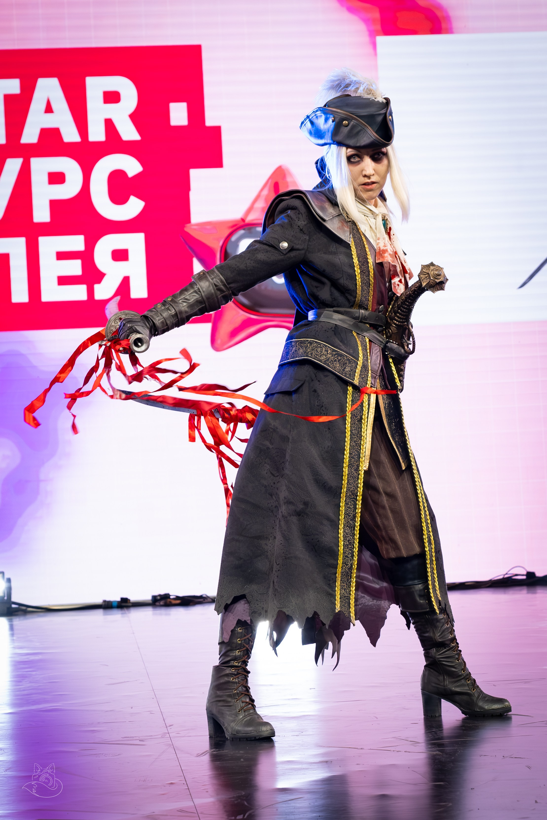 Сцена РЭД ЭКСПО 2024. Косплей фотограф