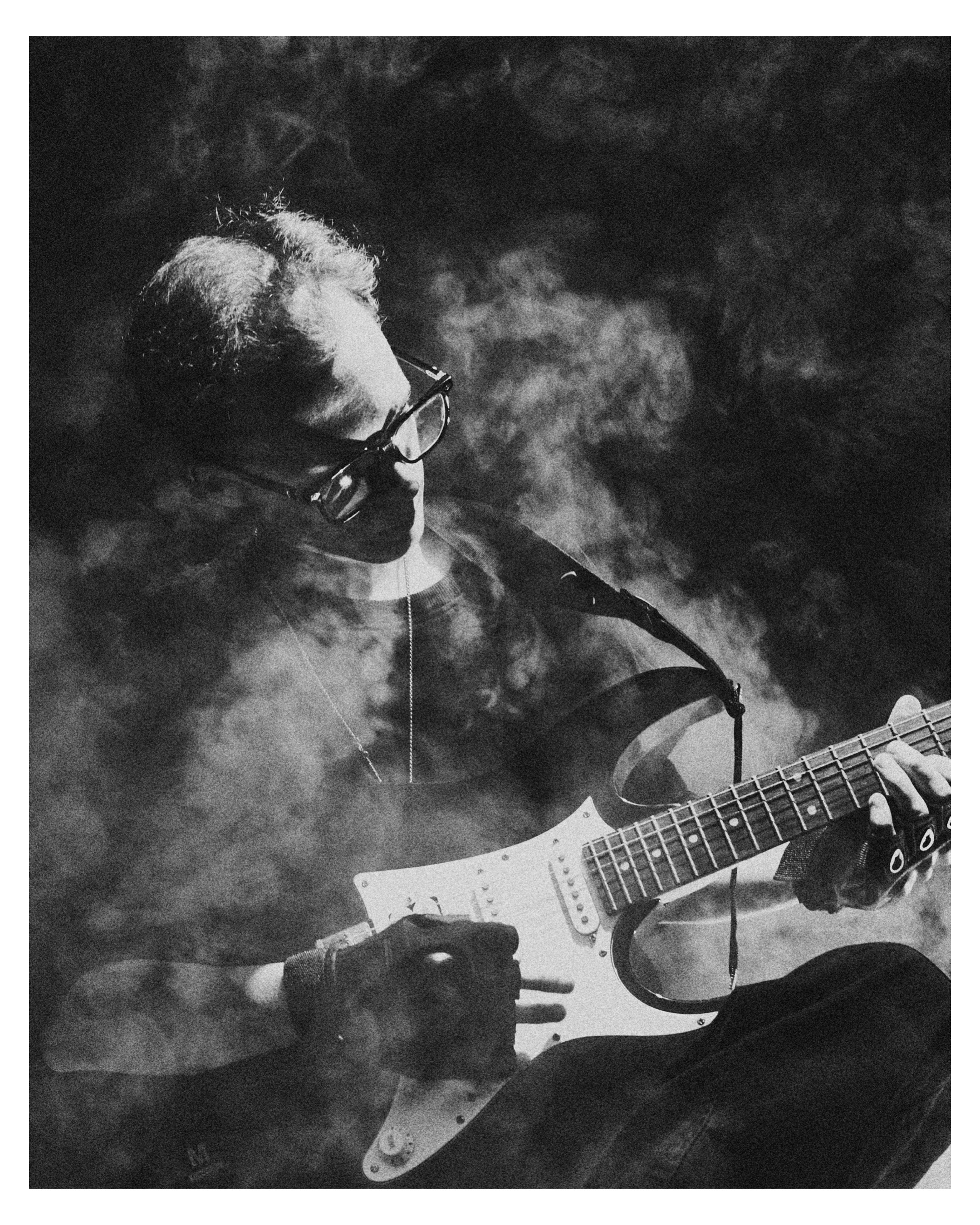 Сьемка на обложку музыкального альбома. Фэшн-фотография и портреты в Владивостоке. Превращаю съёмку в повествование — создаю образы с сюжетом, которые остаются в памяти