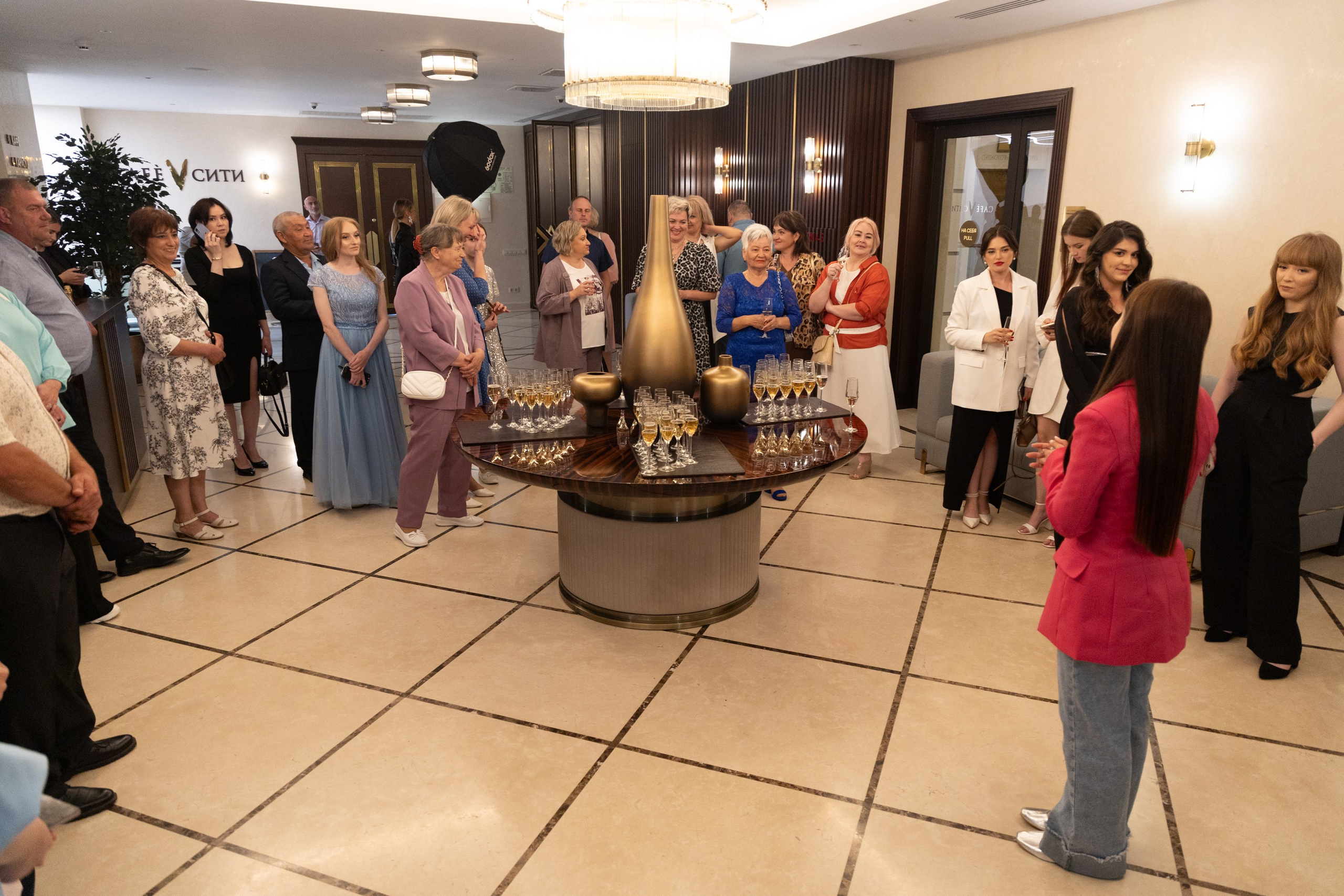 ЧВВАКУШ 2025. Фотограф свадебный, репортажный, индивидуальный, фото для маркетплейсов, брендов, автосалонов