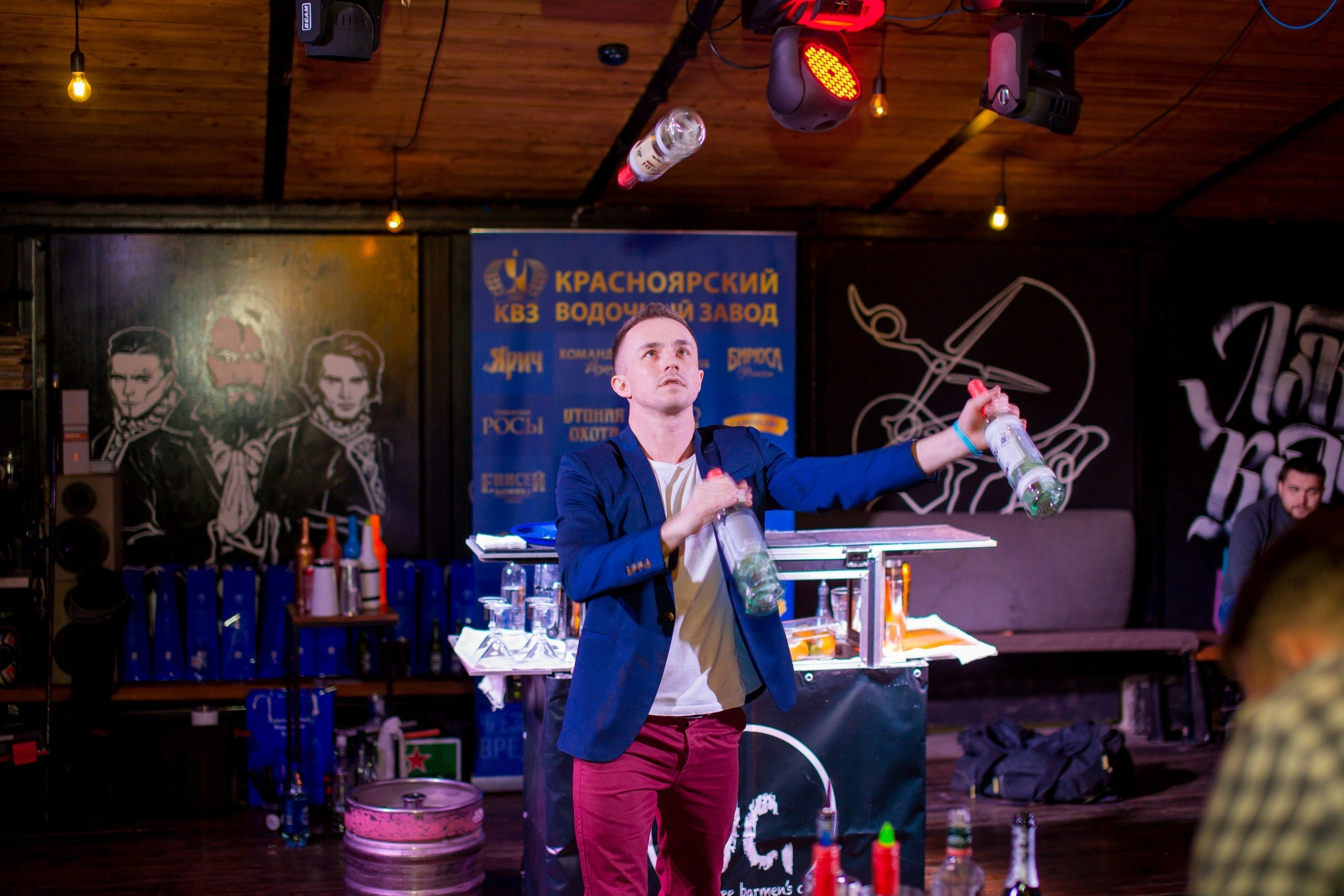 День бармена. Семейный Фотограф в Красноярске Крохалев Сергей