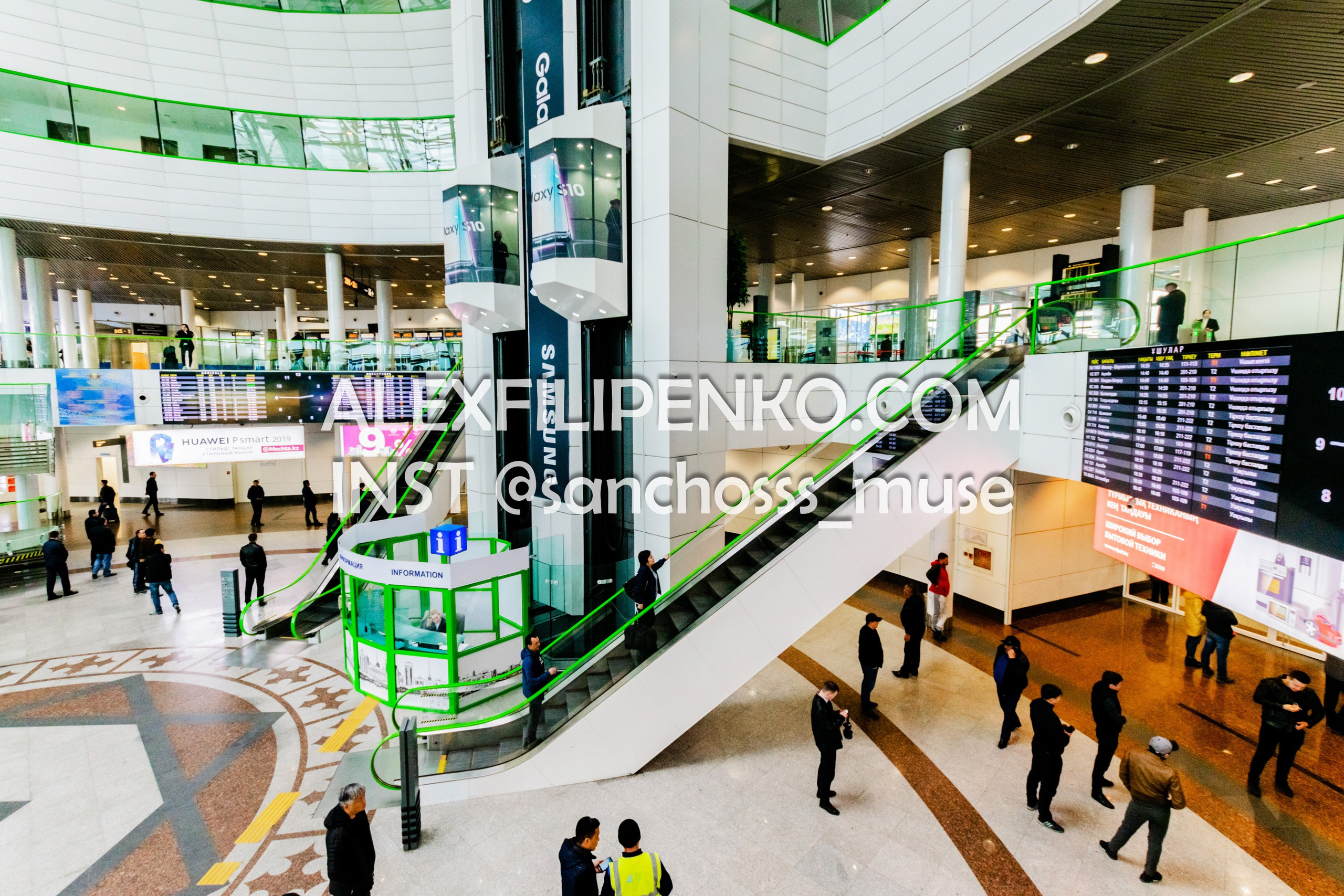 Фотосъемка для рекламного оператора MYD Production в Аэропорту Астаны. Фотограф интерьера недвижимости и архитектуры в Астане