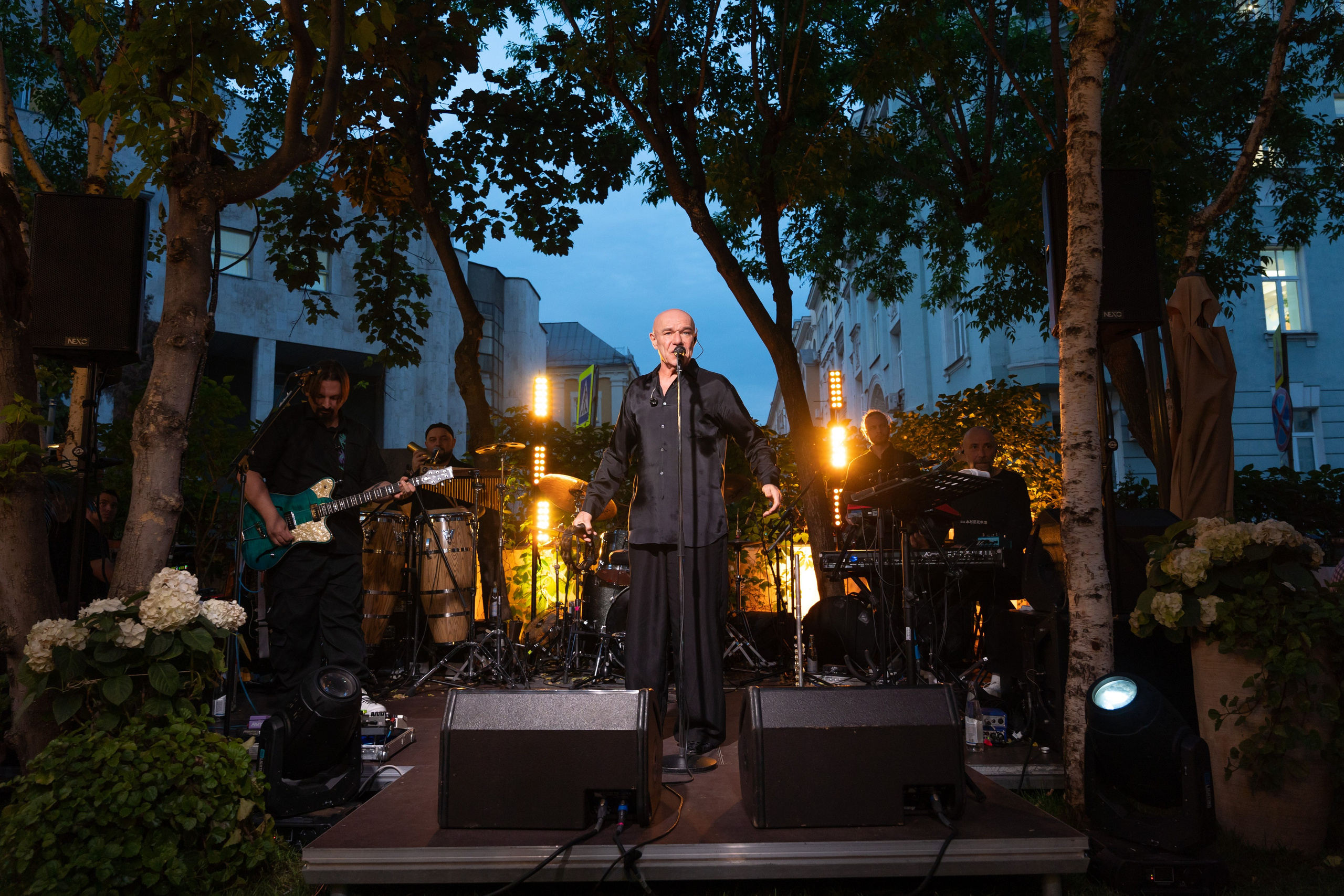 BUTLER открытие летней веранды: выступление группы «Моральный кодекс». Портретный и репортажный фотограф в Москве Разуменко Роман