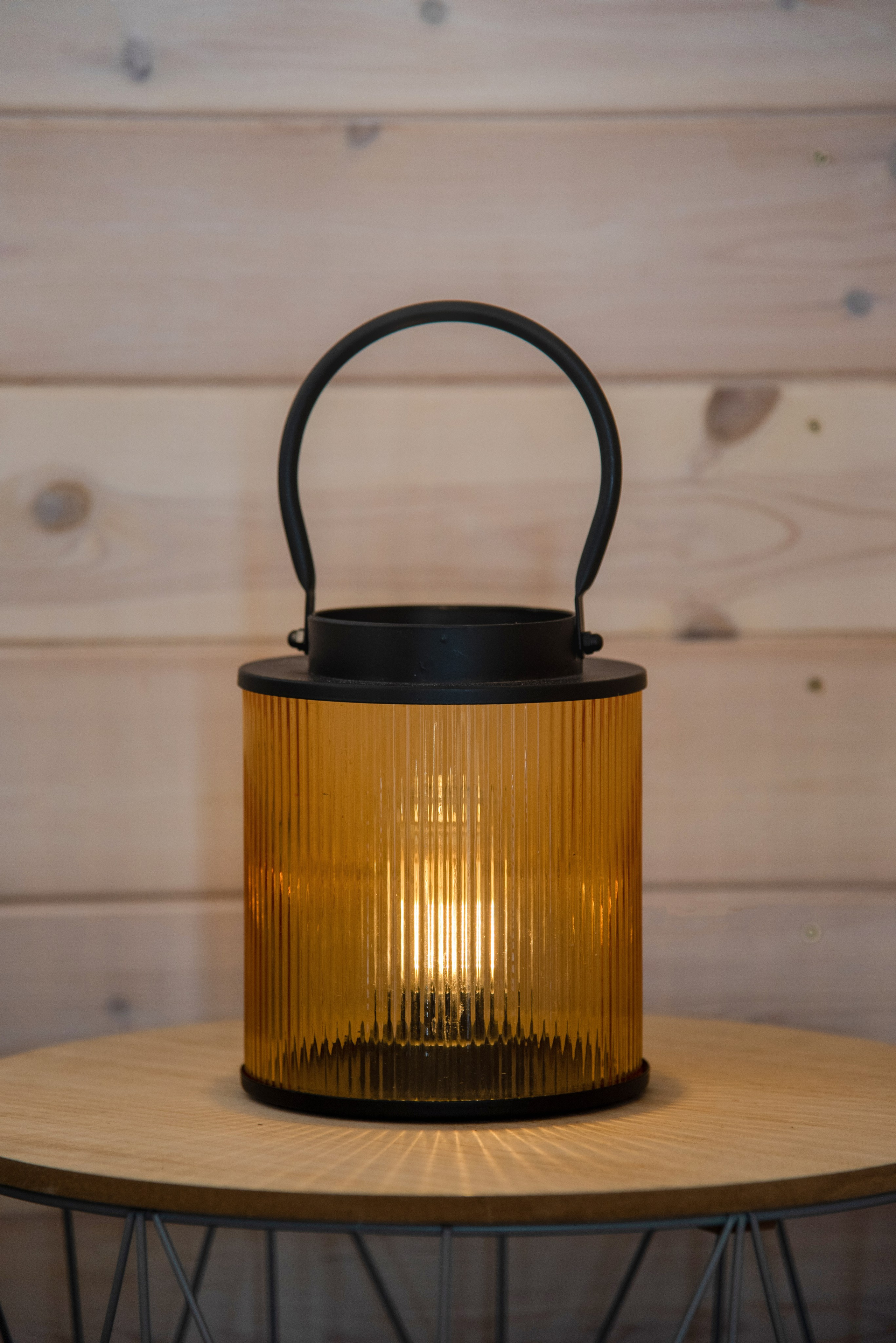 Интерьерная съемка частного гостевого дома. Занимаюсь профессиональной фотографией и живу рядом с Байкалом. Работаю в разных жанрах