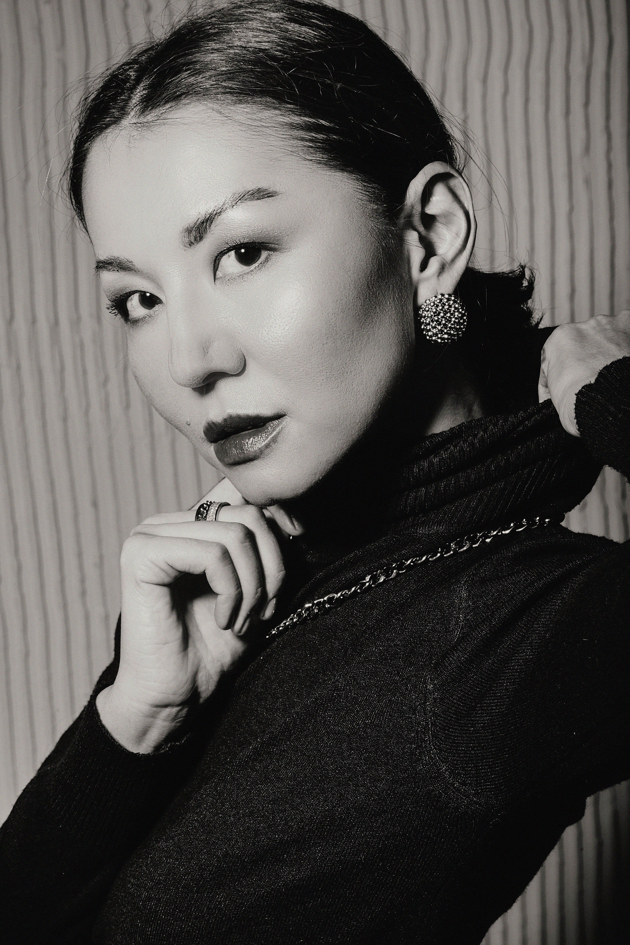 Фотосессия Сауле в фотостудии Пространство. Свадебный, семейный и портретный фотограф в Алматы, Костанай