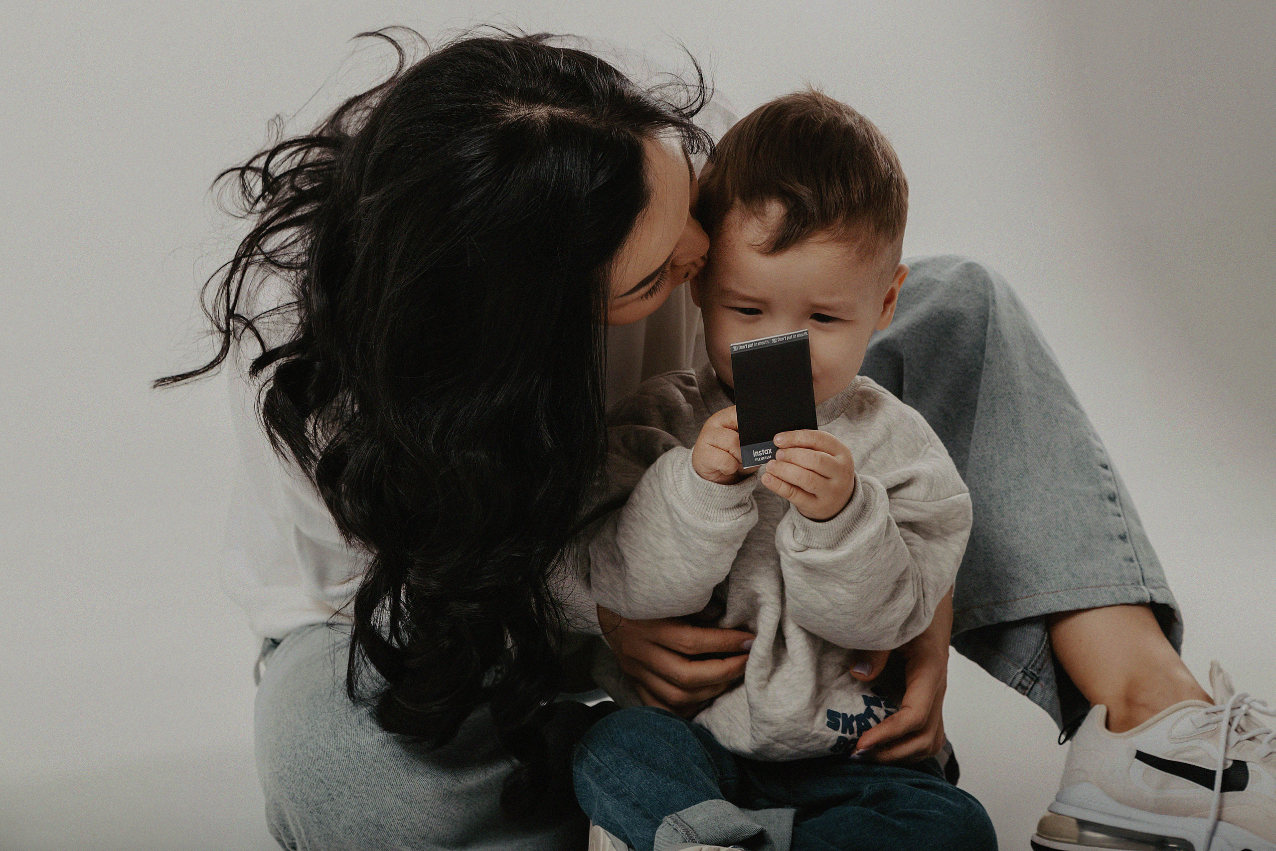 Фотосессия Куаныш и Али в фотостудии Пространство. Свадебный, семейный и портретный фотограф в Алматы, Костанай