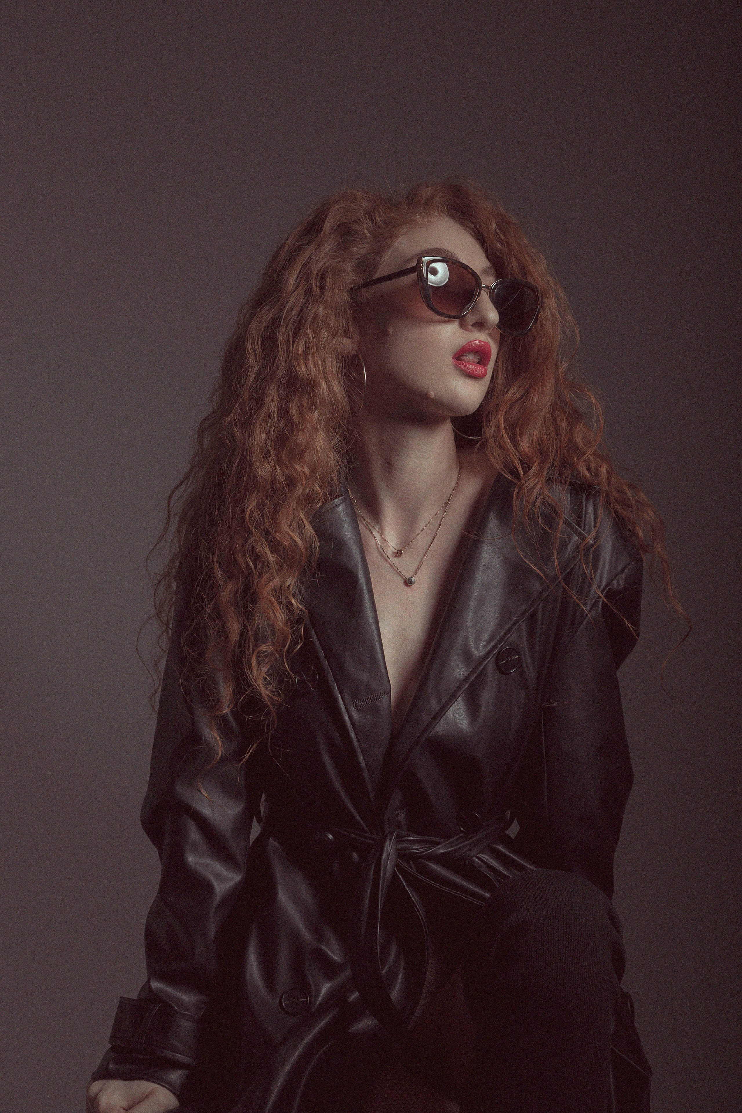 Фотосессия Миланы в фотостудии Пространство. Свадебный, семейный и портретный фотограф в Алматы, Костанай