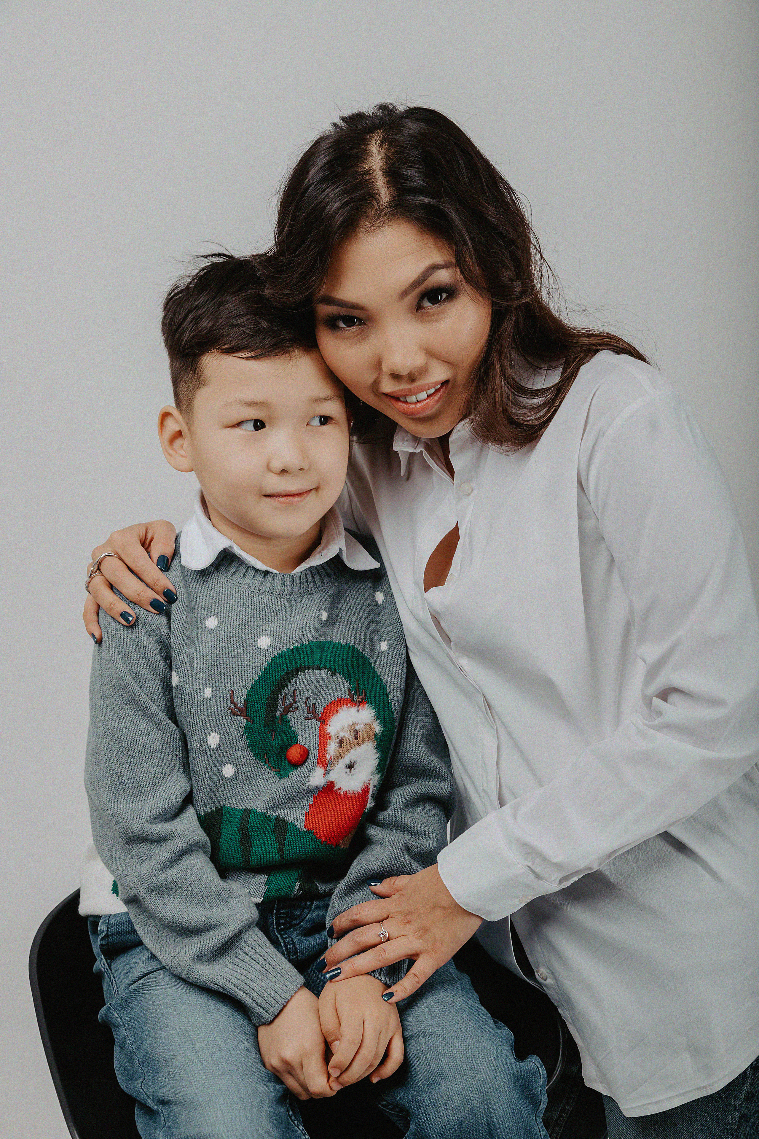 Фотосессия Айгерим и Арлана в фотостудии Протстранство. Свадебный, семейный и портретный фотограф в Алматы, Костанай