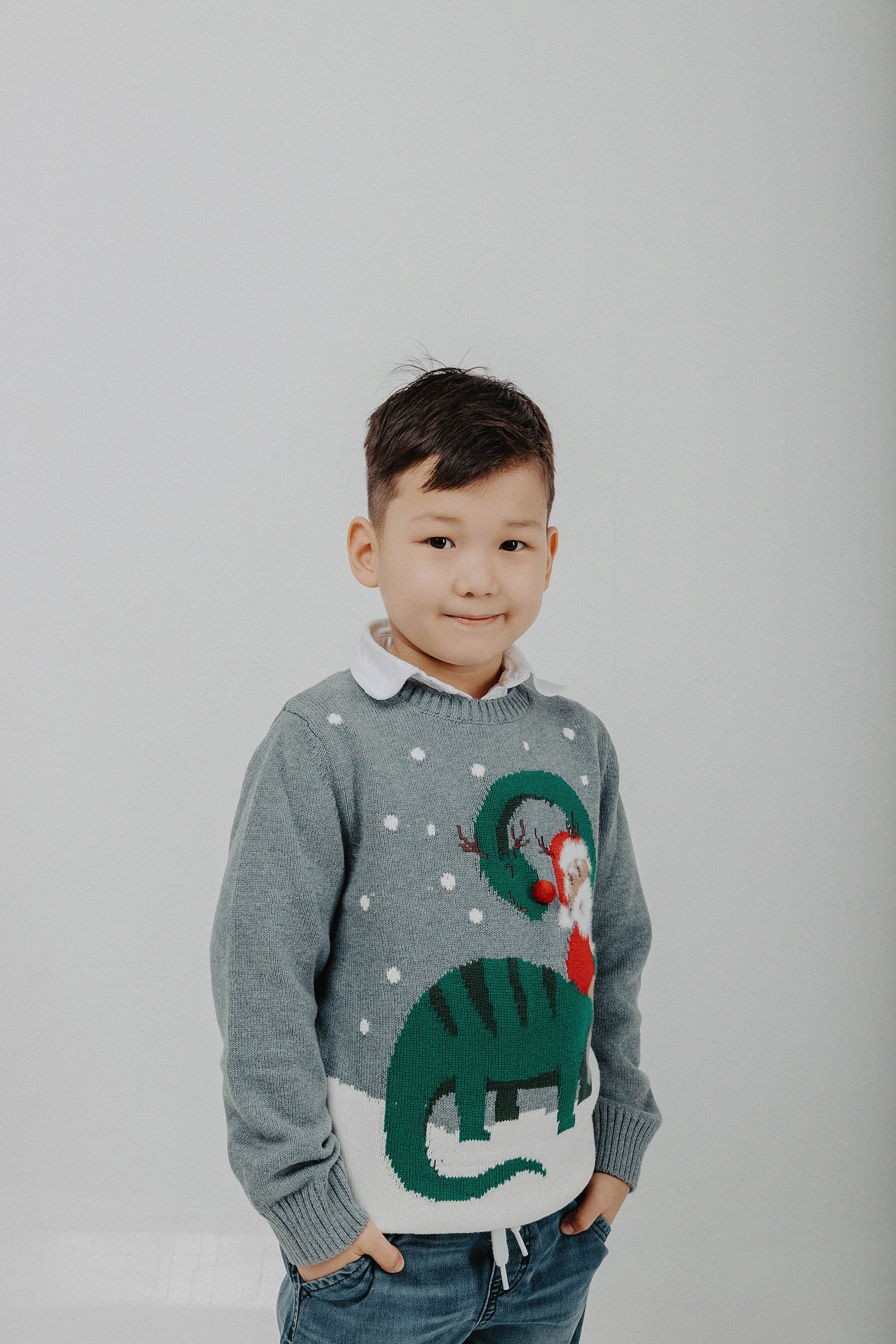 Фотосессия Айгерим и Арлана в фотостудии Протстранство. Свадебный, семейный и портретный фотограф в Алматы, Костанай