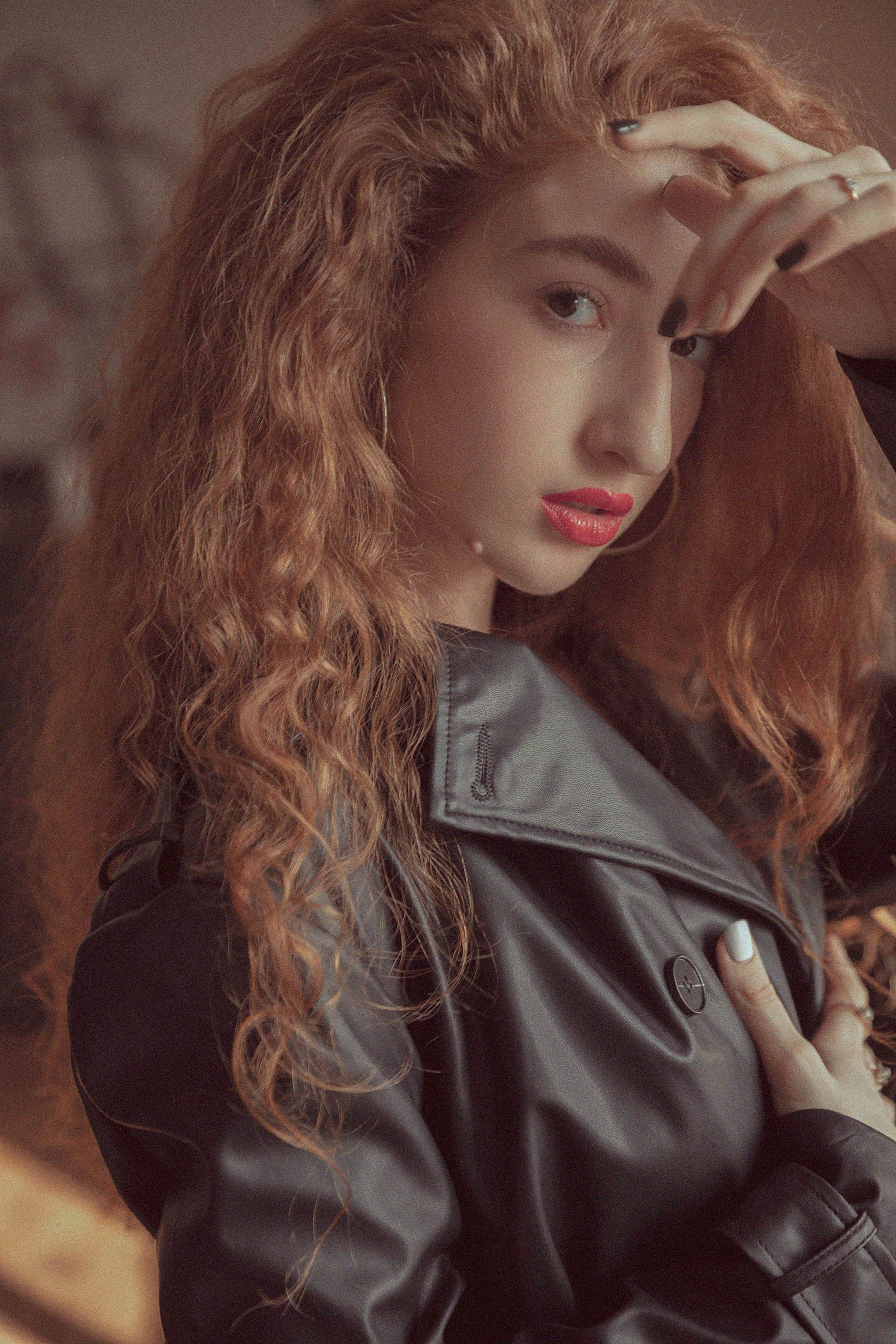 Фотосессия Миланы в фотостудии Пространство. Свадебный, семейный и портретный фотограф в Алматы, Костанай