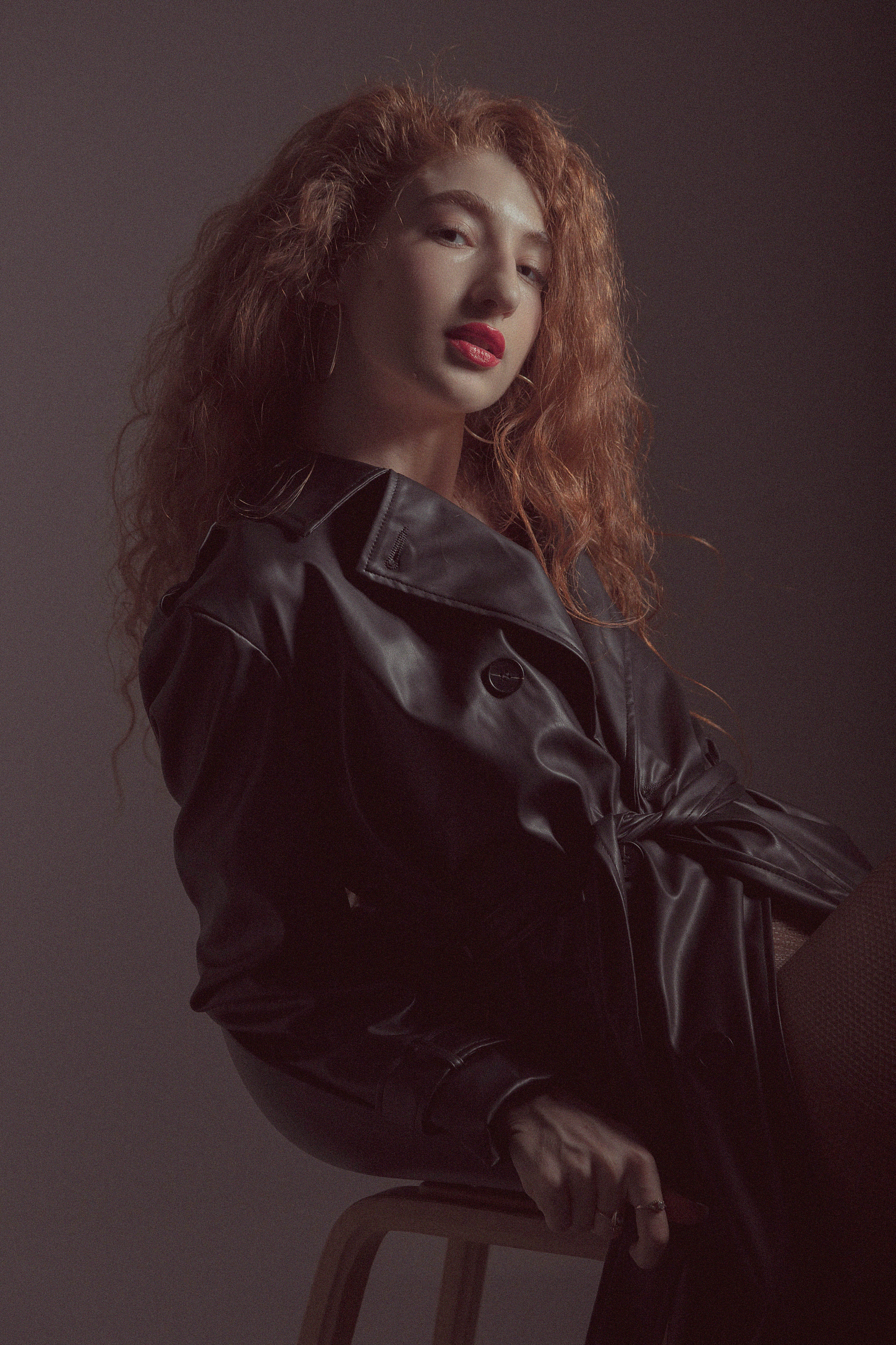 Фотосессия Миланы в фотостудии Пространство. Свадебный, семейный и портретный фотограф в Алматы, Костанай