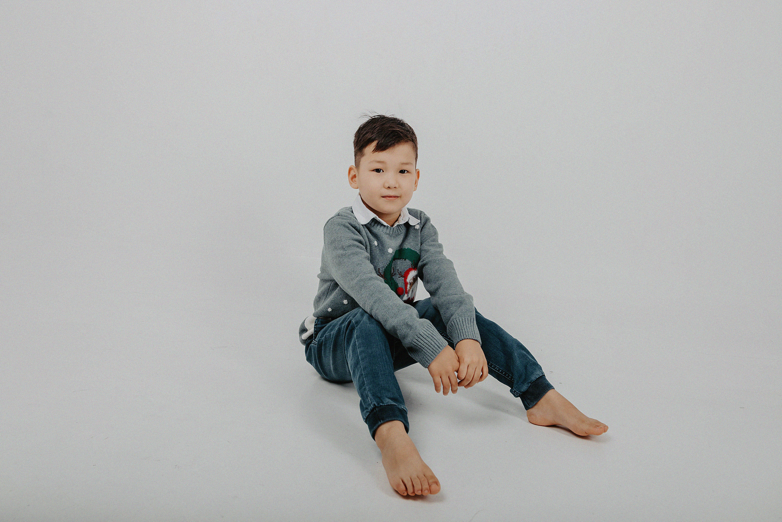 Фотосессия Айгерим и Арлана в фотостудии Протстранство. Свадебный, семейный и портретный фотограф в Алматы, Костанай