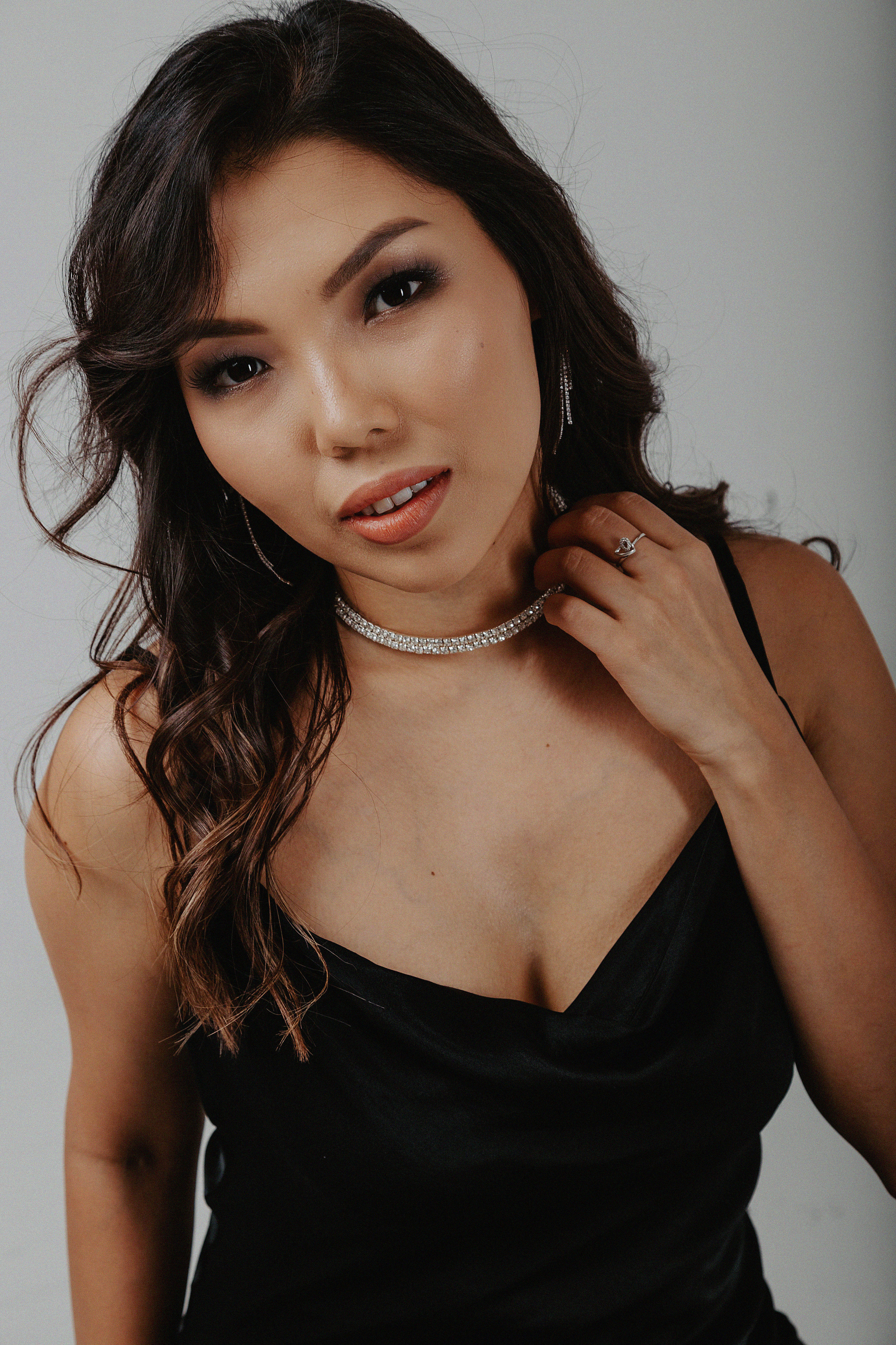 Фотосессия Айгерим и Арлана в фотостудии Протстранство. Свадебный, семейный и портретный фотограф в Алматы, Костанай