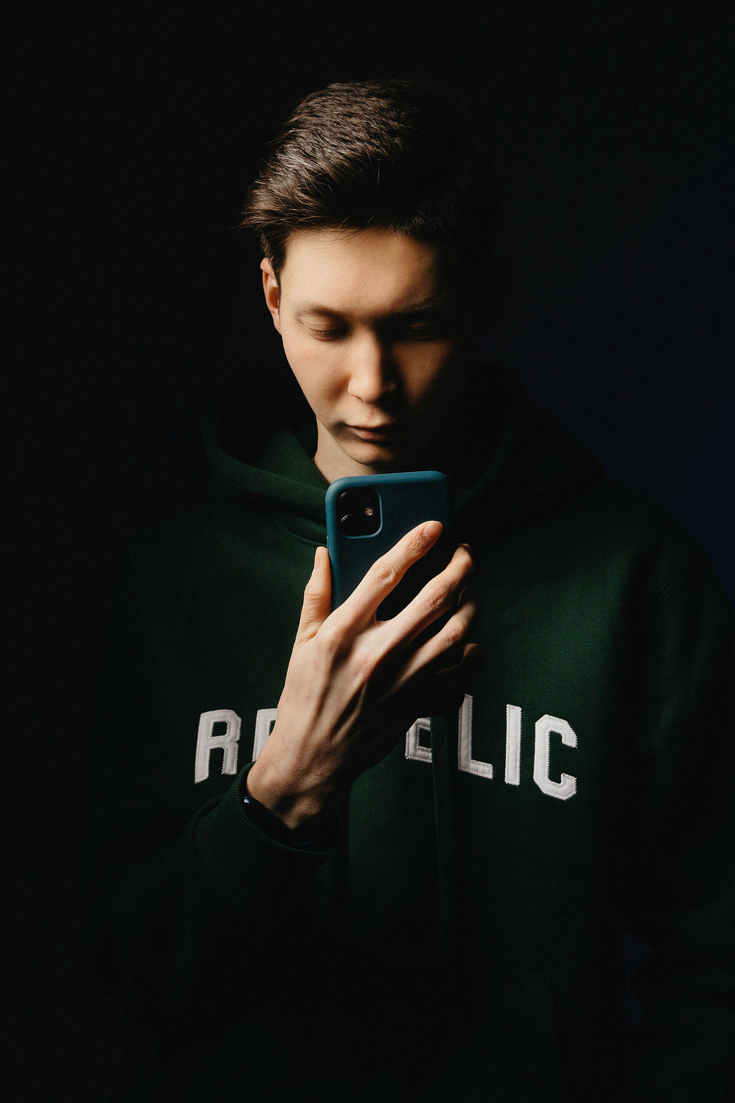 Контент фотосессия для Арсена. Свадебный, семейный и портретный фотограф в Алматы, Костанай