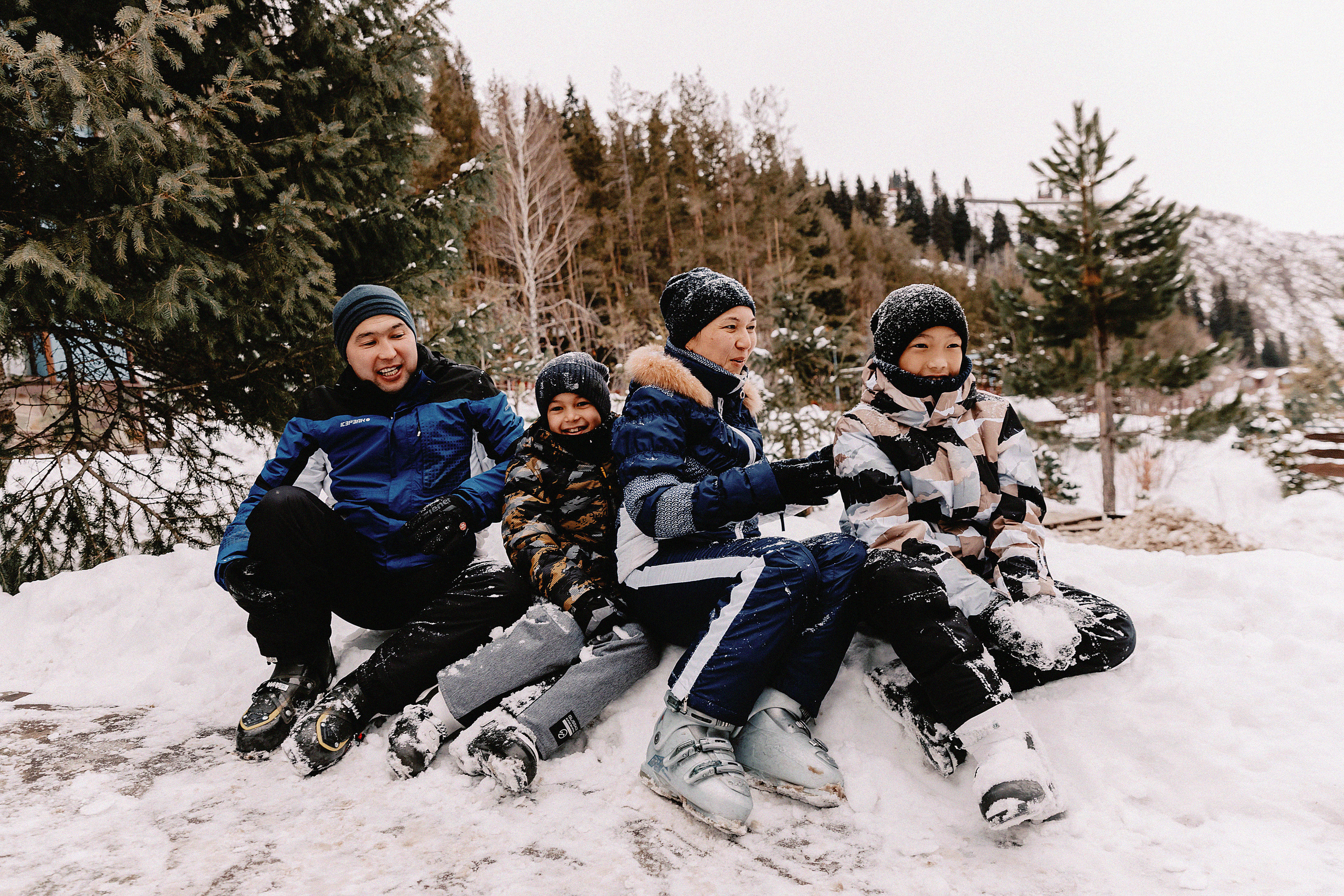 Фотосессия в Лесной сказке. Свадебный, семейный и портретный фотограф в Алматы, Костанай