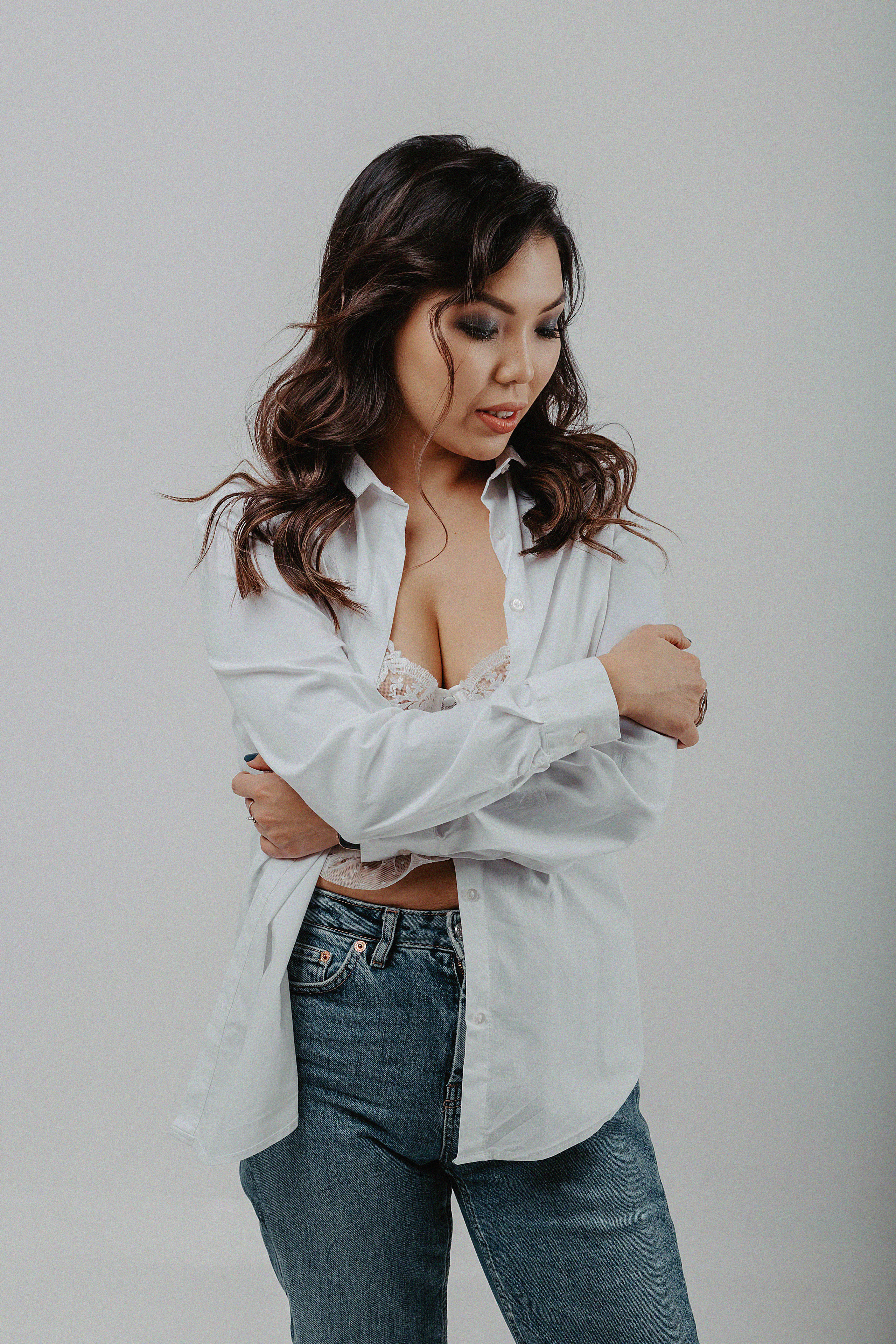 Фотосессия Айгерим и Арлана в фотостудии Протстранство. Свадебный, семейный и портретный фотограф в Алматы, Костанай