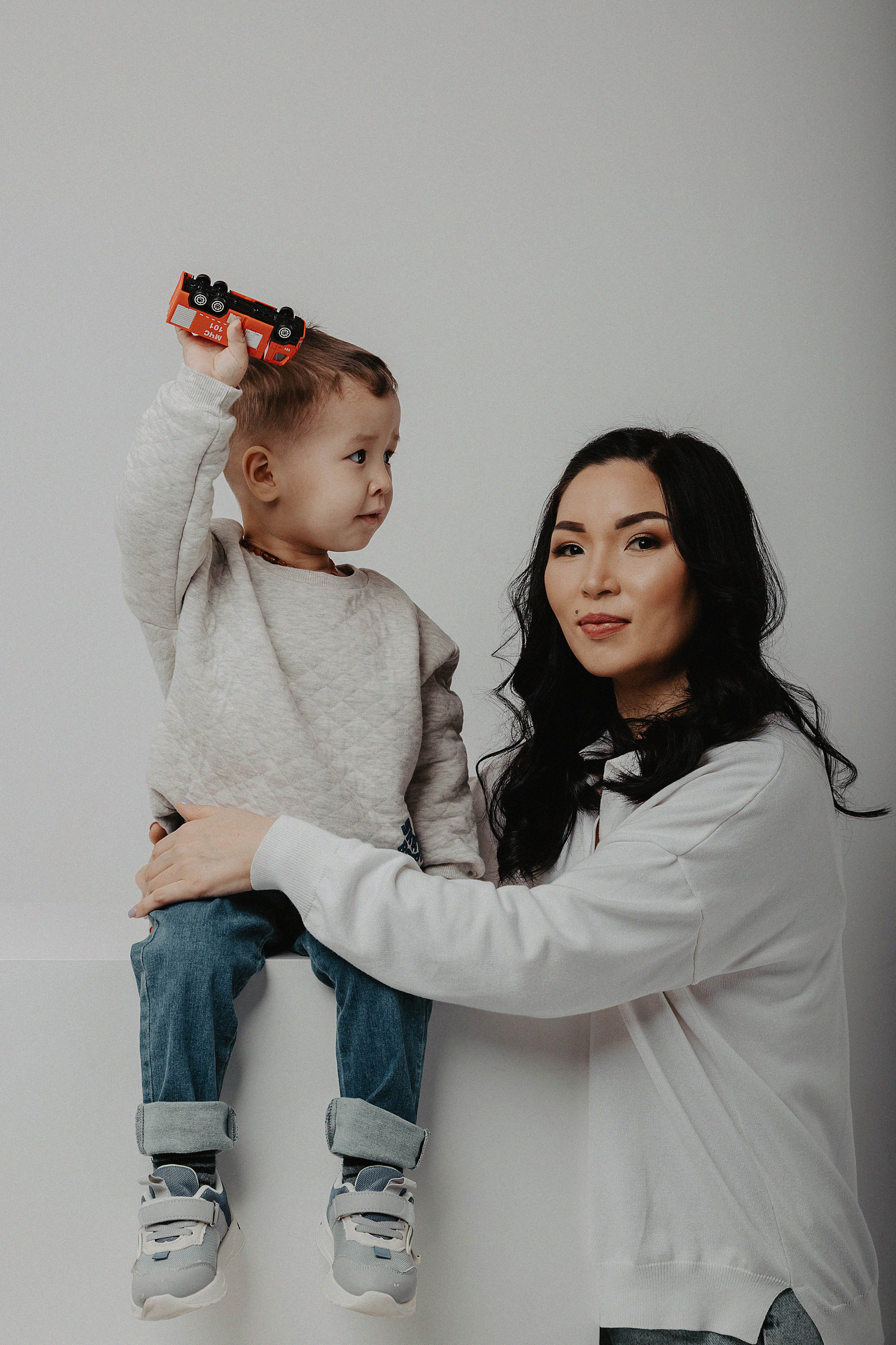 Фотосессия Куаныш и Али в фотостудии Пространство. Свадебный, семейный и портретный фотограф в Алматы, Костанай