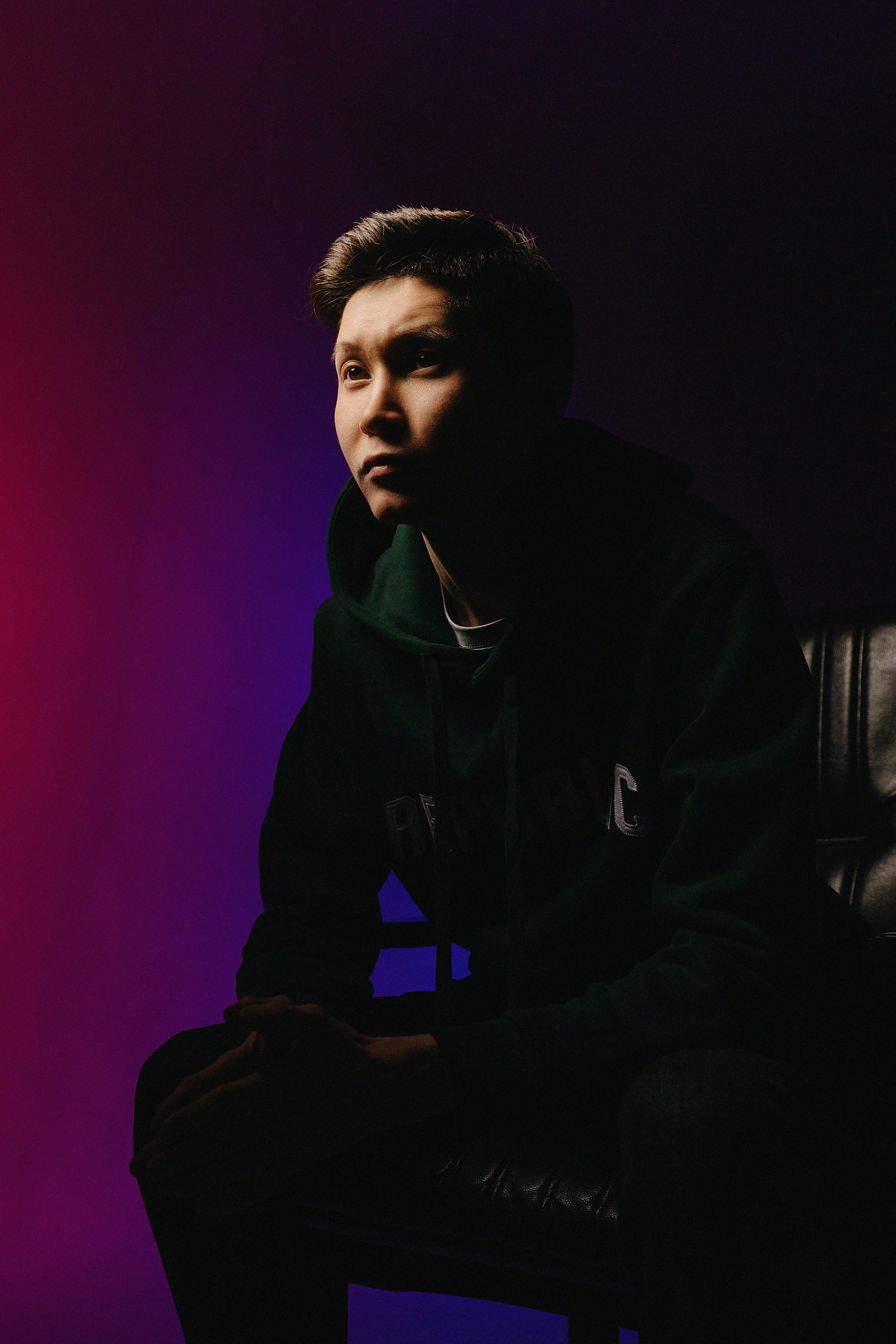 Контент фотосессия для Арсена. Свадебный, семейный и портретный фотограф в Алматы, Костанай