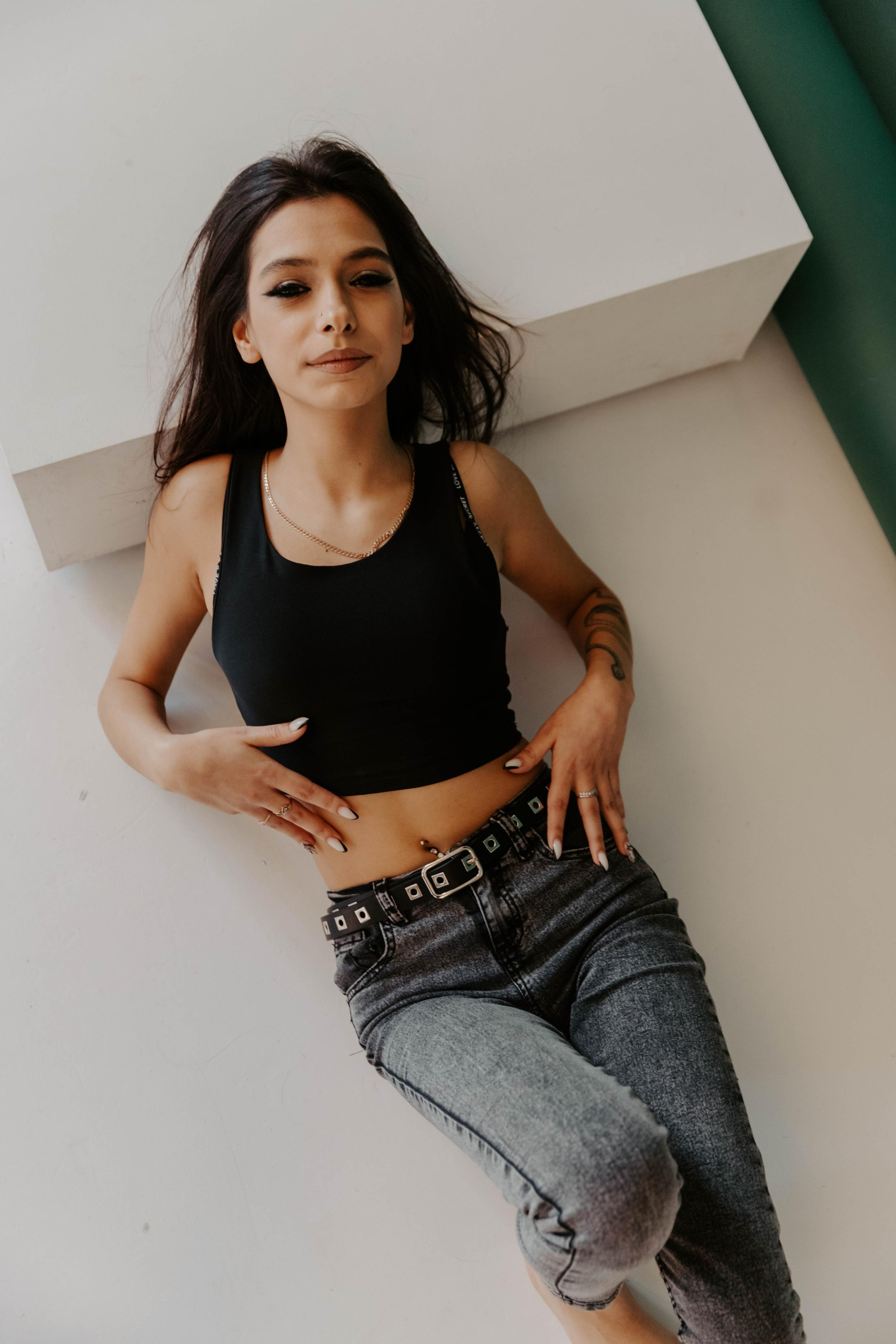 Фотосессия Кристины в фотостудии Пространство. Свадебный, семейный и портретный фотограф в Алматы, Костанай