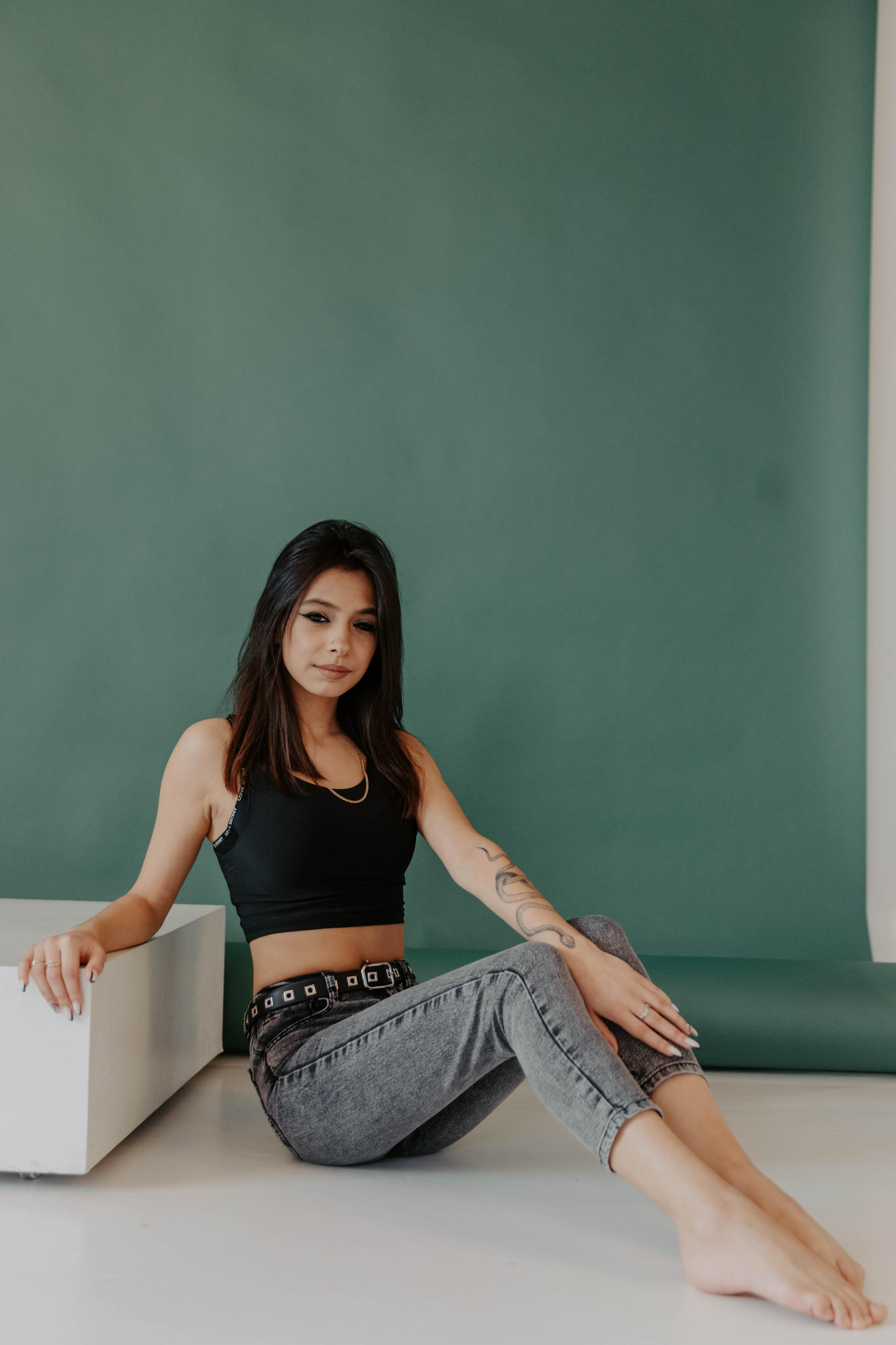 Фотосессия Кристины в фотостудии Пространство. Свадебный, семейный и портретный фотограф в Алматы, Костанай