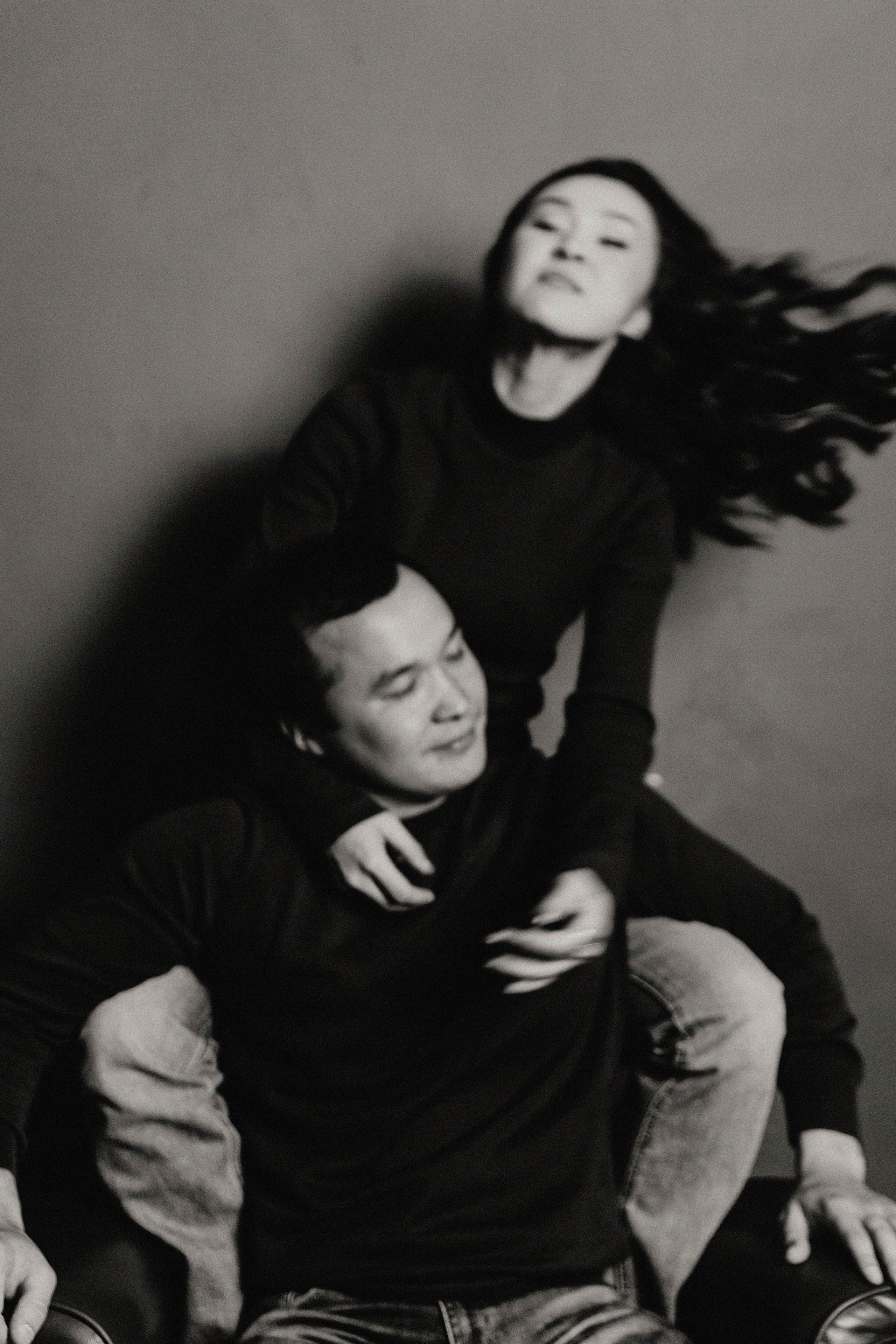 Фотосессия Ержана и Даны в фотостудии Энви. Свадебный, семейный и портретный фотограф в Алматы, Костанай