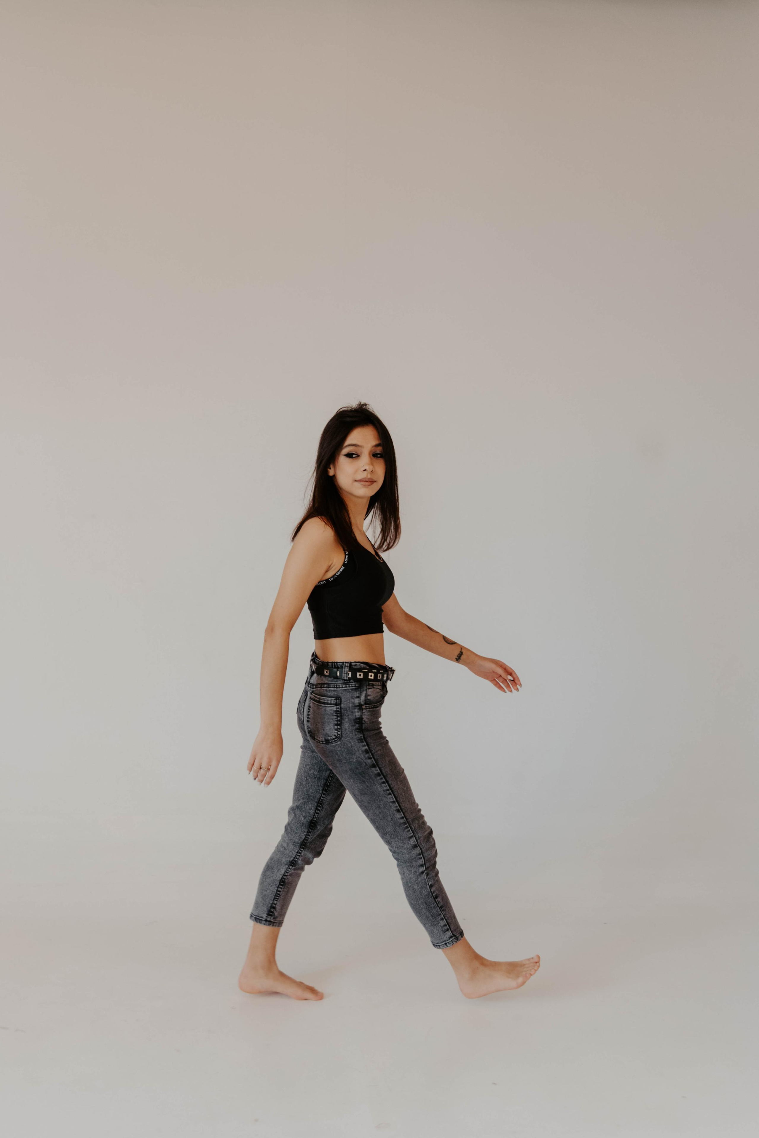 Фотосессия Кристины в фотостудии Пространство. Свадебный, семейный и портретный фотограф в Алматы, Костанай