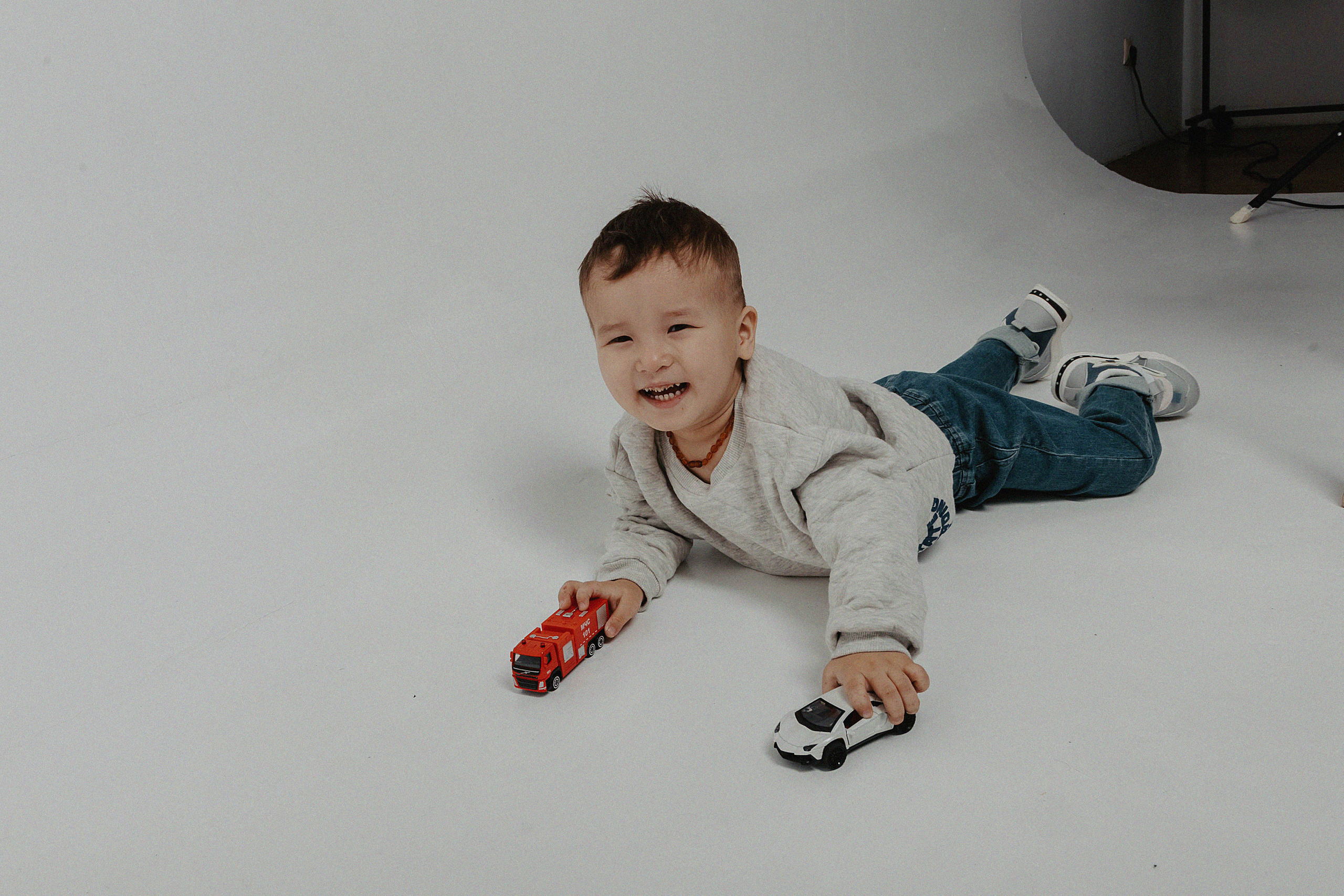 Фотосессия Куаныш и Али в фотостудии Пространство. Свадебный, семейный и портретный фотограф в Алматы, Костанай