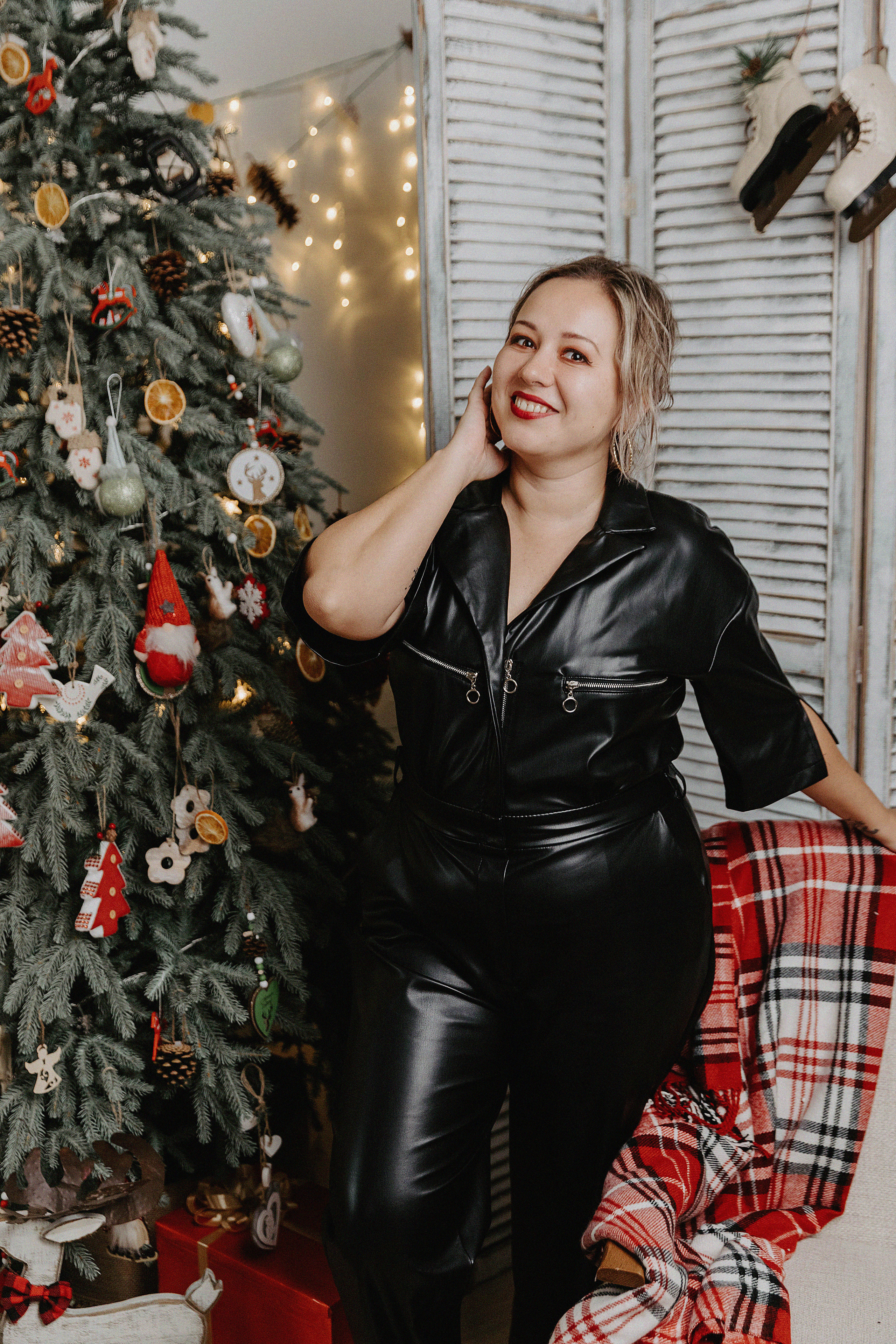 Фотосессия Эльвиры в фотостудии Пространство. Свадебный, семейный и портретный фотограф в Алматы, Костанай