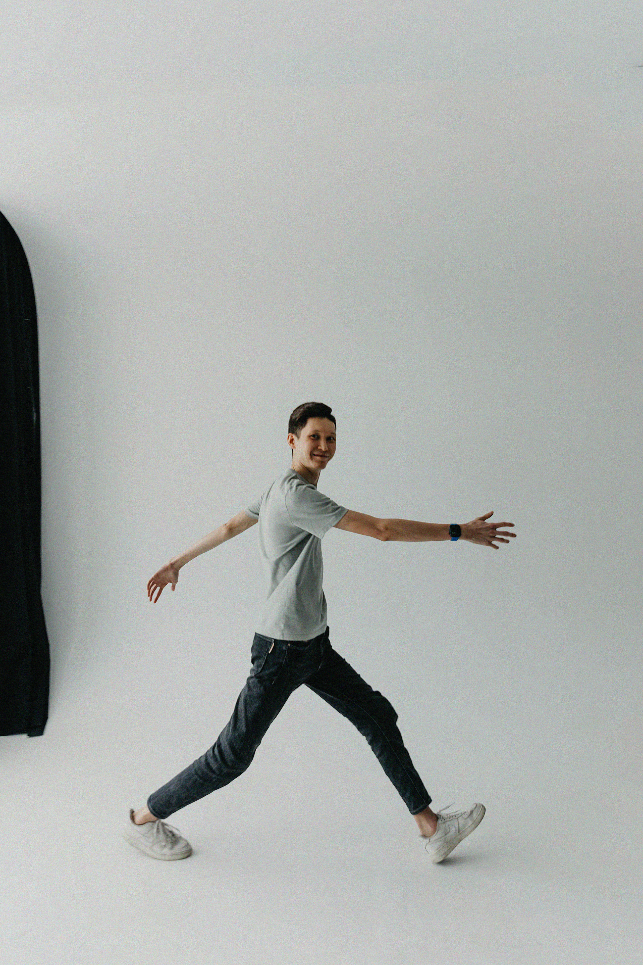 Контент фотосессия для Арсена. Свадебный, семейный и портретный фотограф в Алматы, Костанай