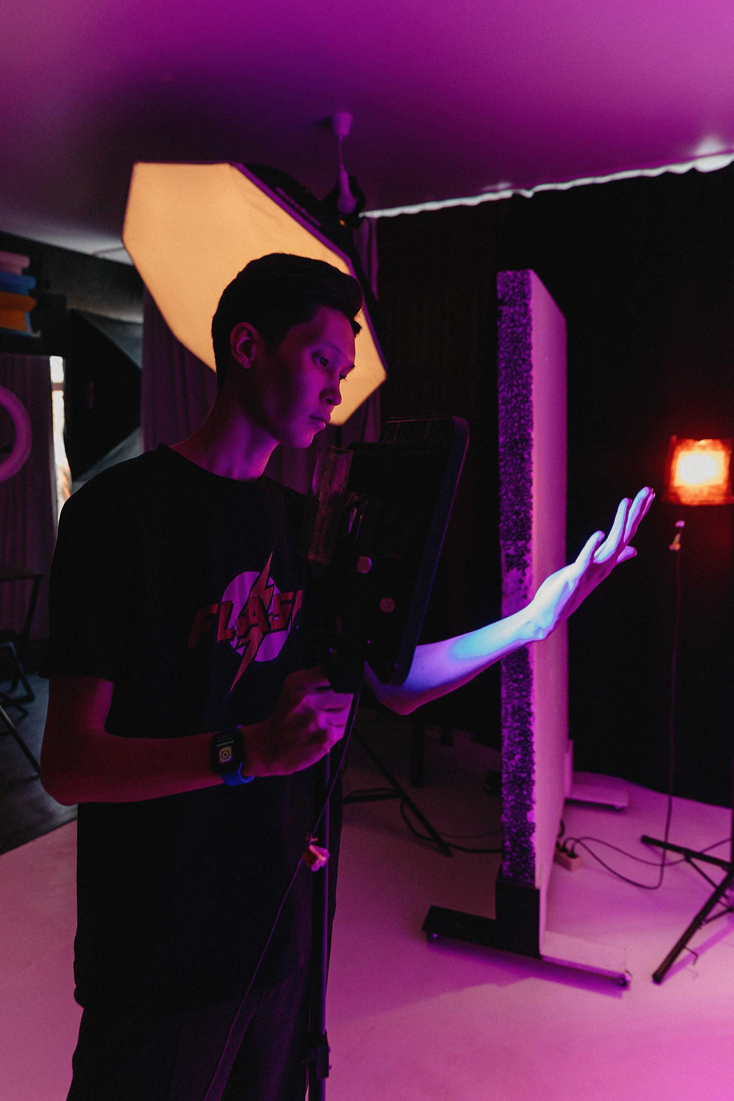 Контент фотосессия для Арсена. Свадебный, семейный и портретный фотограф в Алматы, Костанай