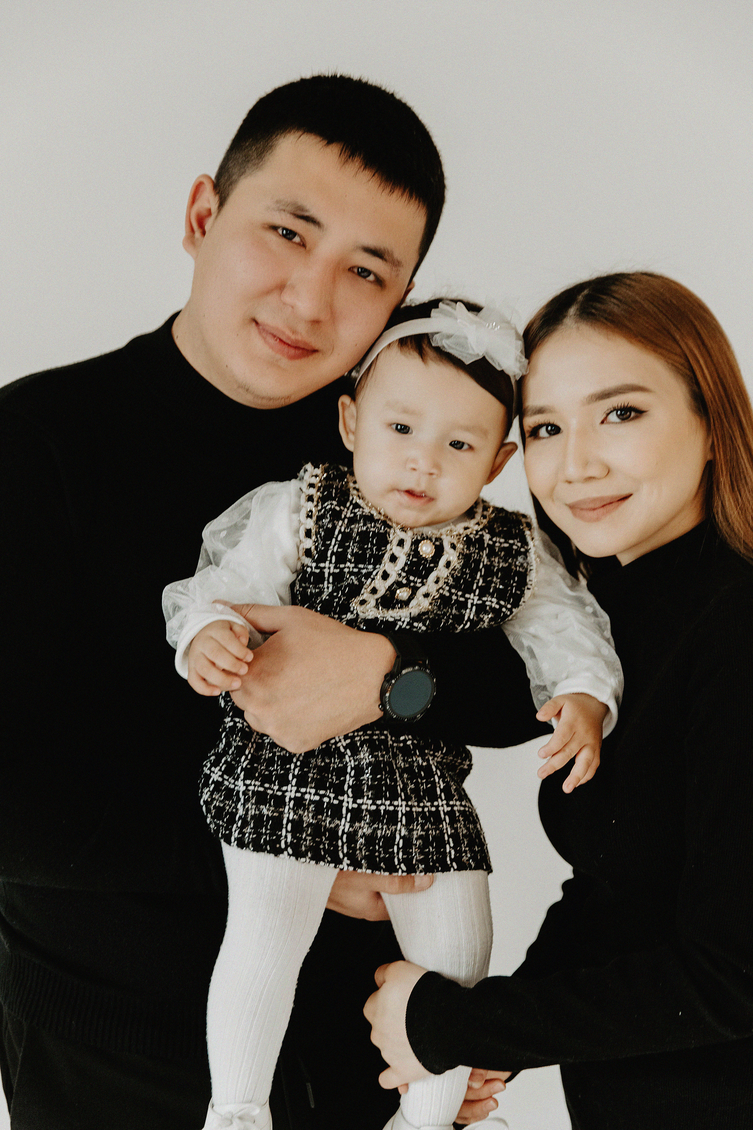 Семейная фотосессия Нурдаулета Акниет и принцессы Адемы. Свадебный, семейный и портретный фотограф в Алматы, Костанай