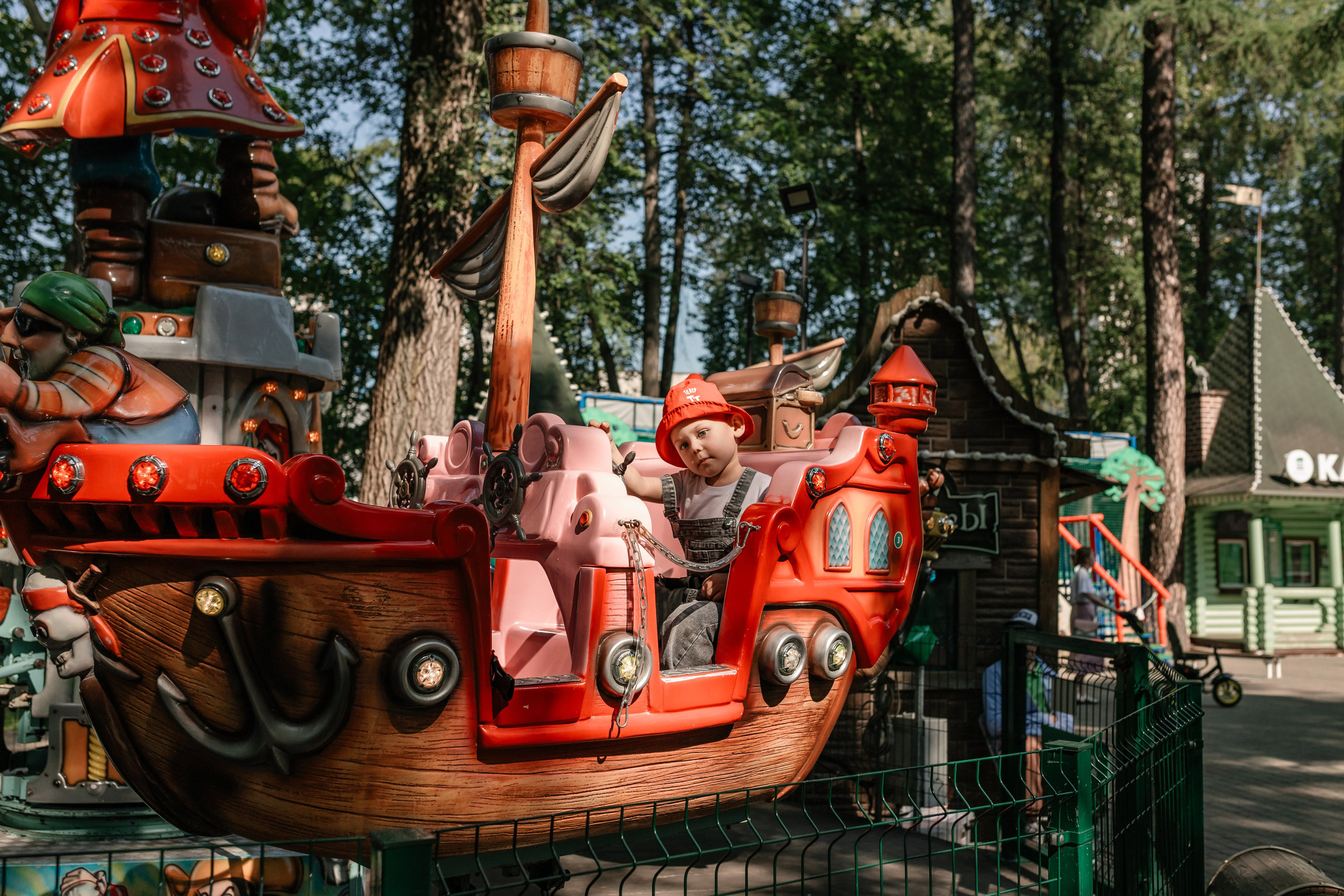 Семейная прогулка. Август 2025. Фотограф Пермь. Свадьбы. Семья и дети, школа, д. сад. Фотокниги