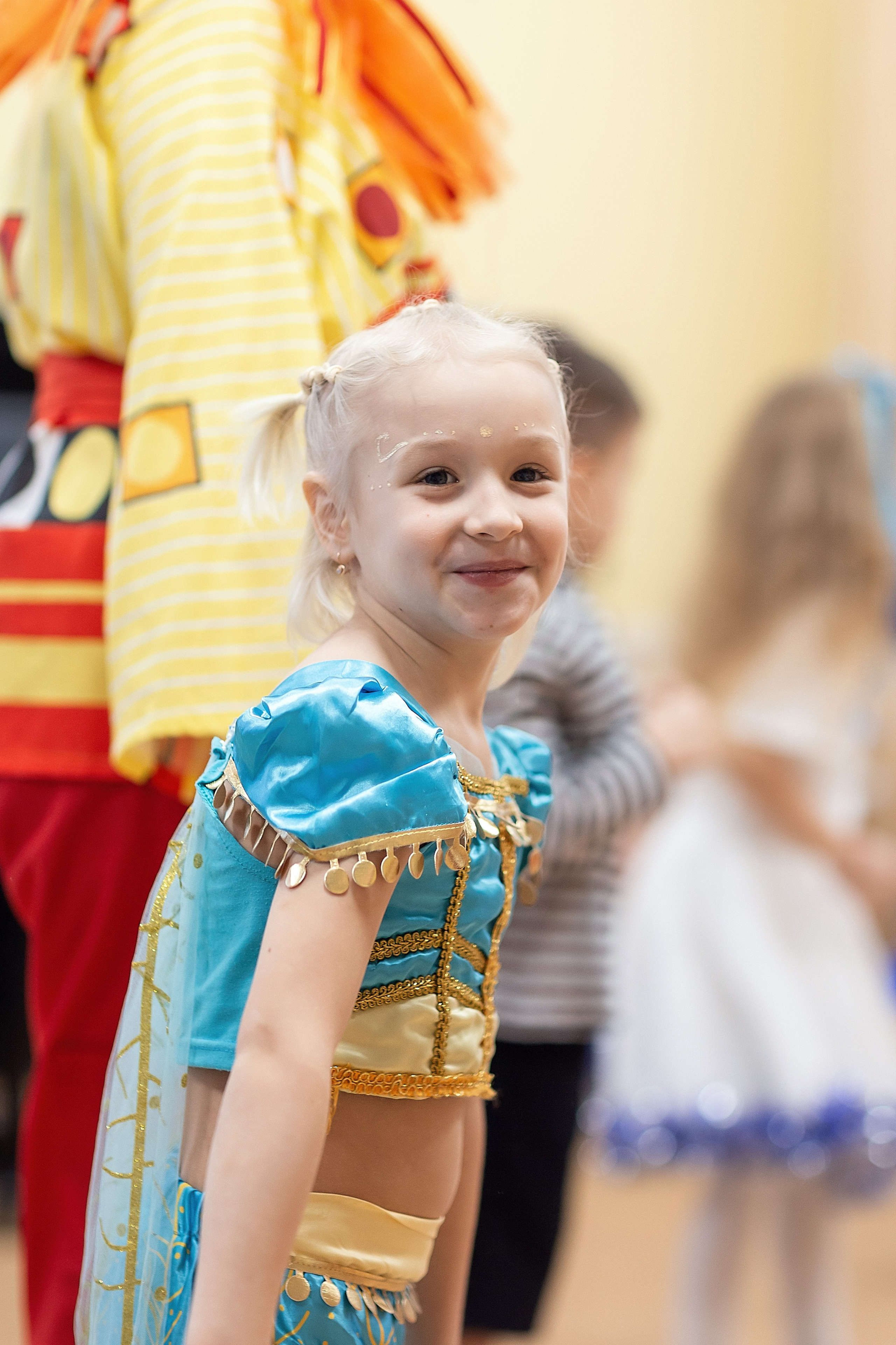 Утренник_"Веселый балаганчик» 2024. Семейный фотограф в Санкт-Петербурге