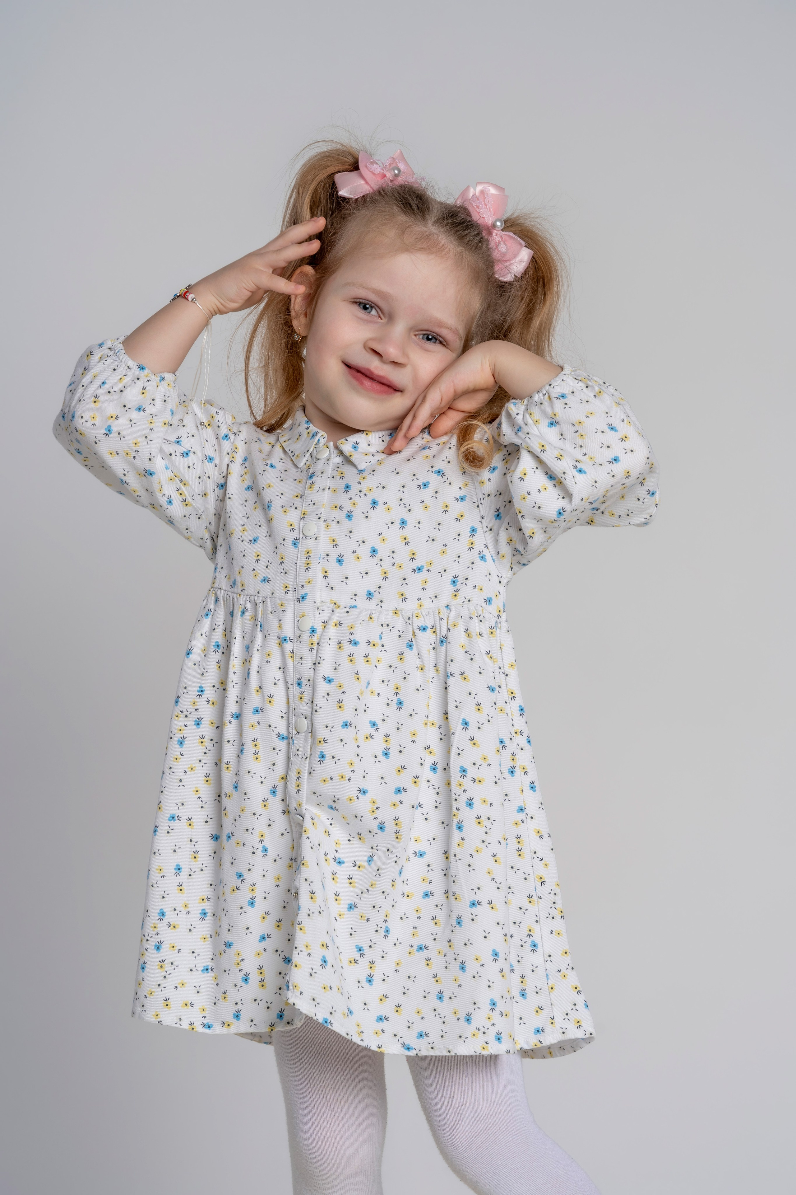 Семейные фотосессии на циклораме.Белом фоне. Профессиональный фотограф Ковалева Олеся