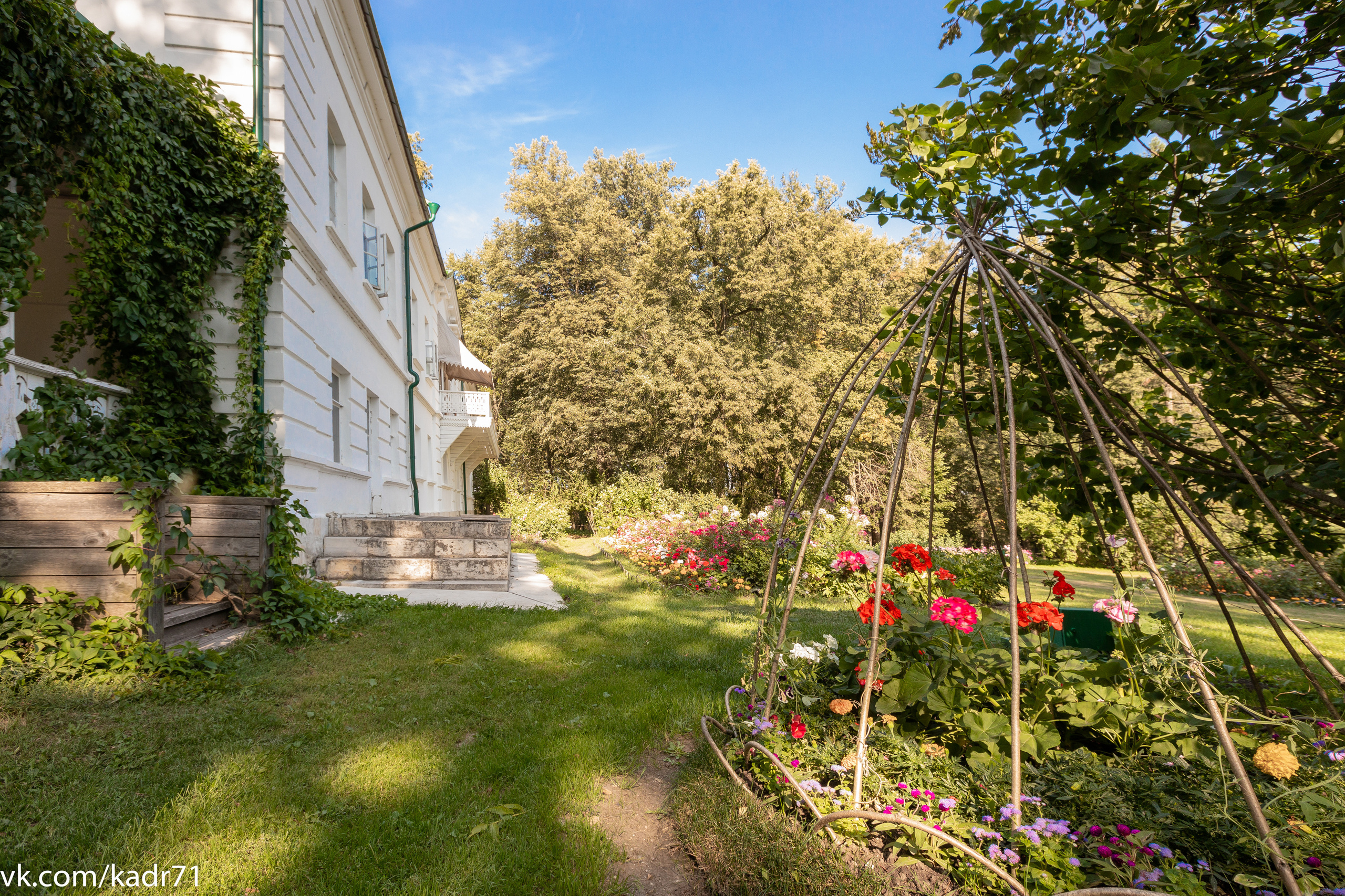 Усадьба Л. Н. Толстого «Ясная Поляна» летом. Фотограф в Туле Крупский АнДРей. Фотостудия «КАДР71» в Туле