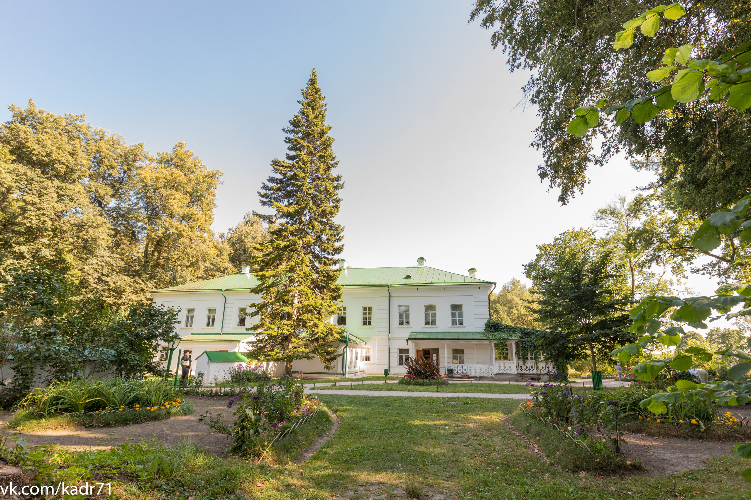 Усадьба Л. Н. Толстого «Ясная Поляна» летом. Фотограф в Туле Крупский АнДРей. Фотостудия «КАДР71» в Туле