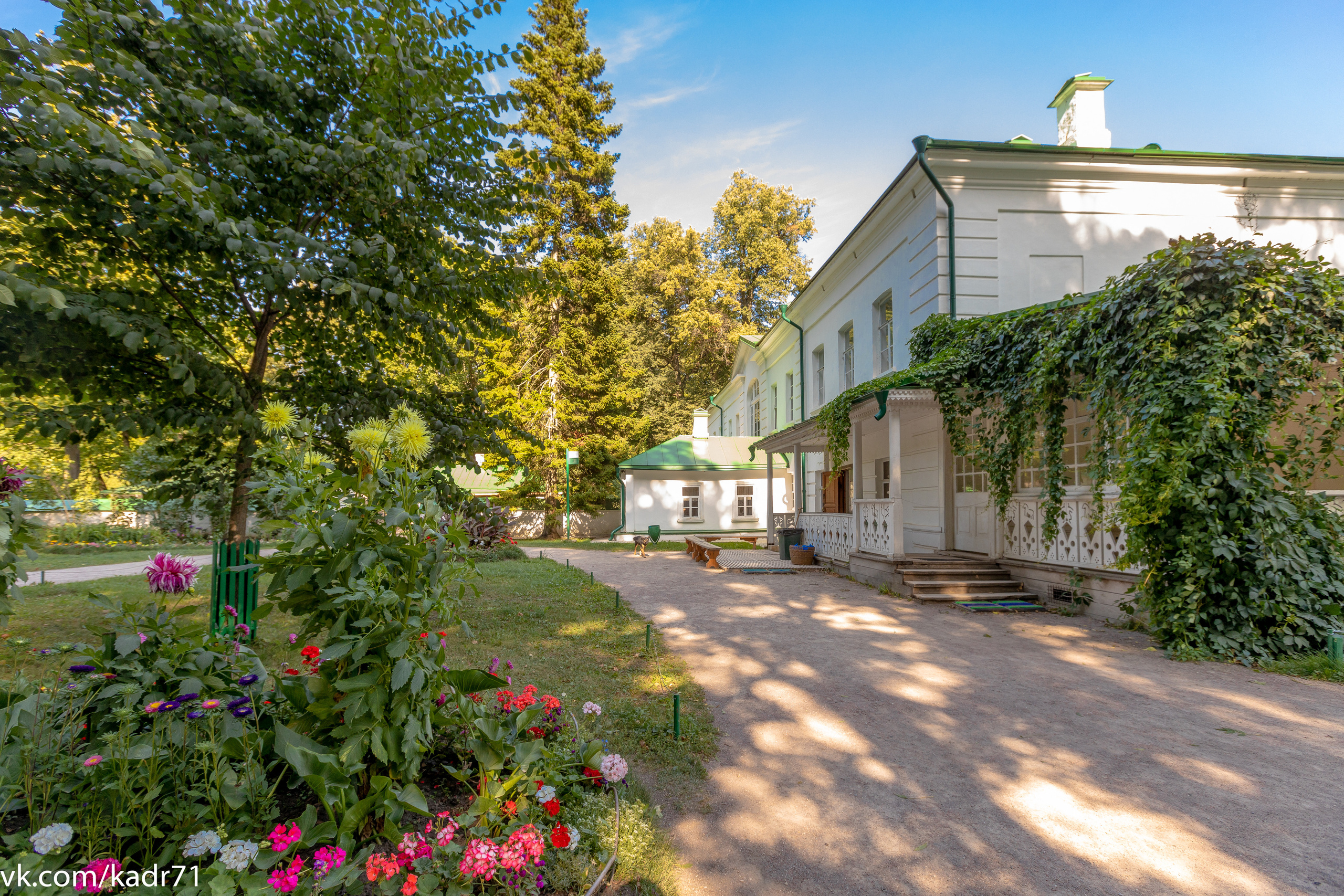 Усадьба Л. Н. Толстого «Ясная Поляна» летом. Фотограф в Туле Крупский АнДРей. Фотостудия «КАДР71» в Туле