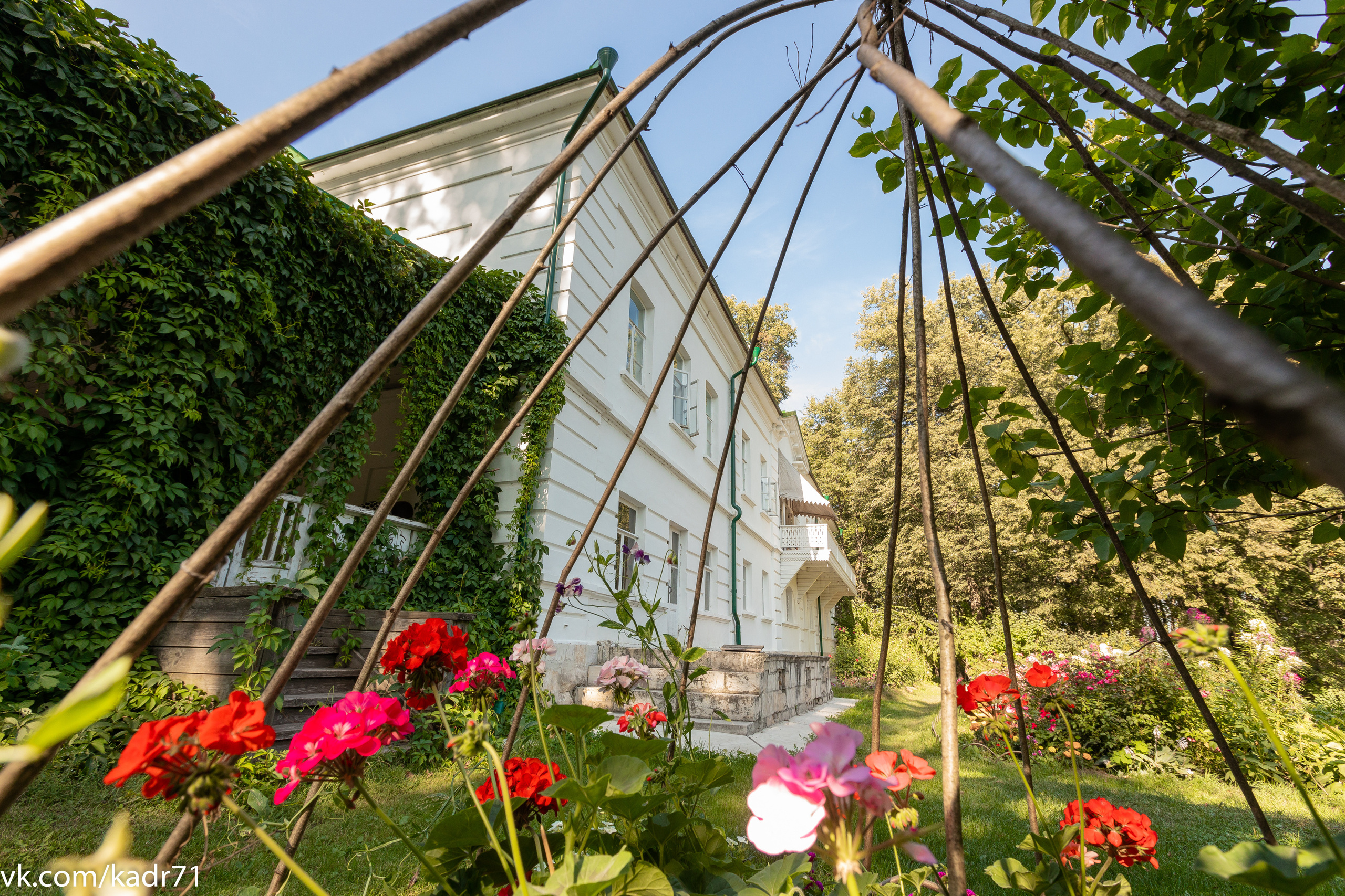 Усадьба Л. Н. Толстого «Ясная Поляна» летом. Фотограф в Туле Крупский АнДРей. Фотостудия «КАДР71» в Туле