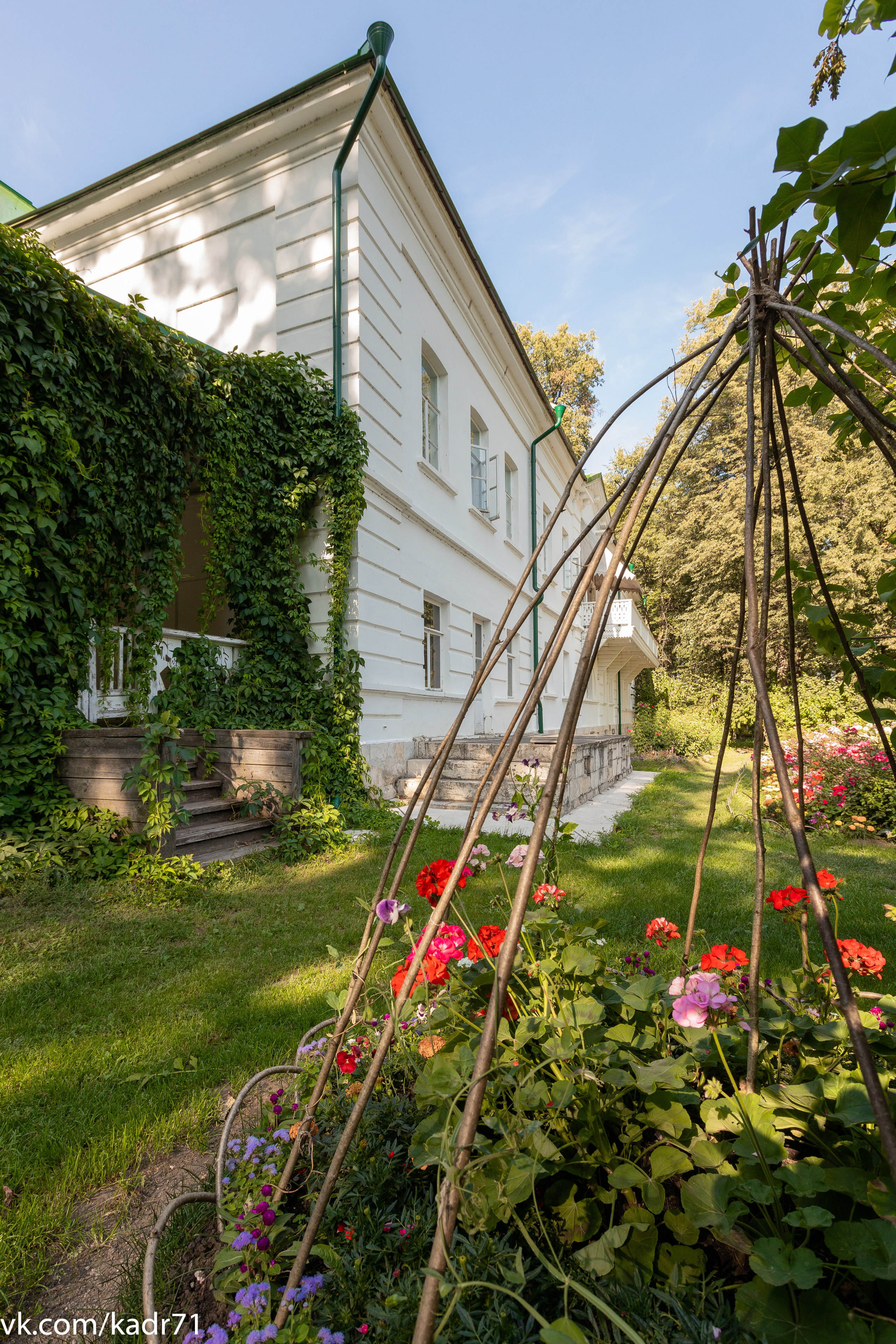 Усадьба Л. Н. Толстого «Ясная Поляна» летом. Фотограф в Туле Крупский АнДРей. Фотостудия «КАДР71» в Туле
