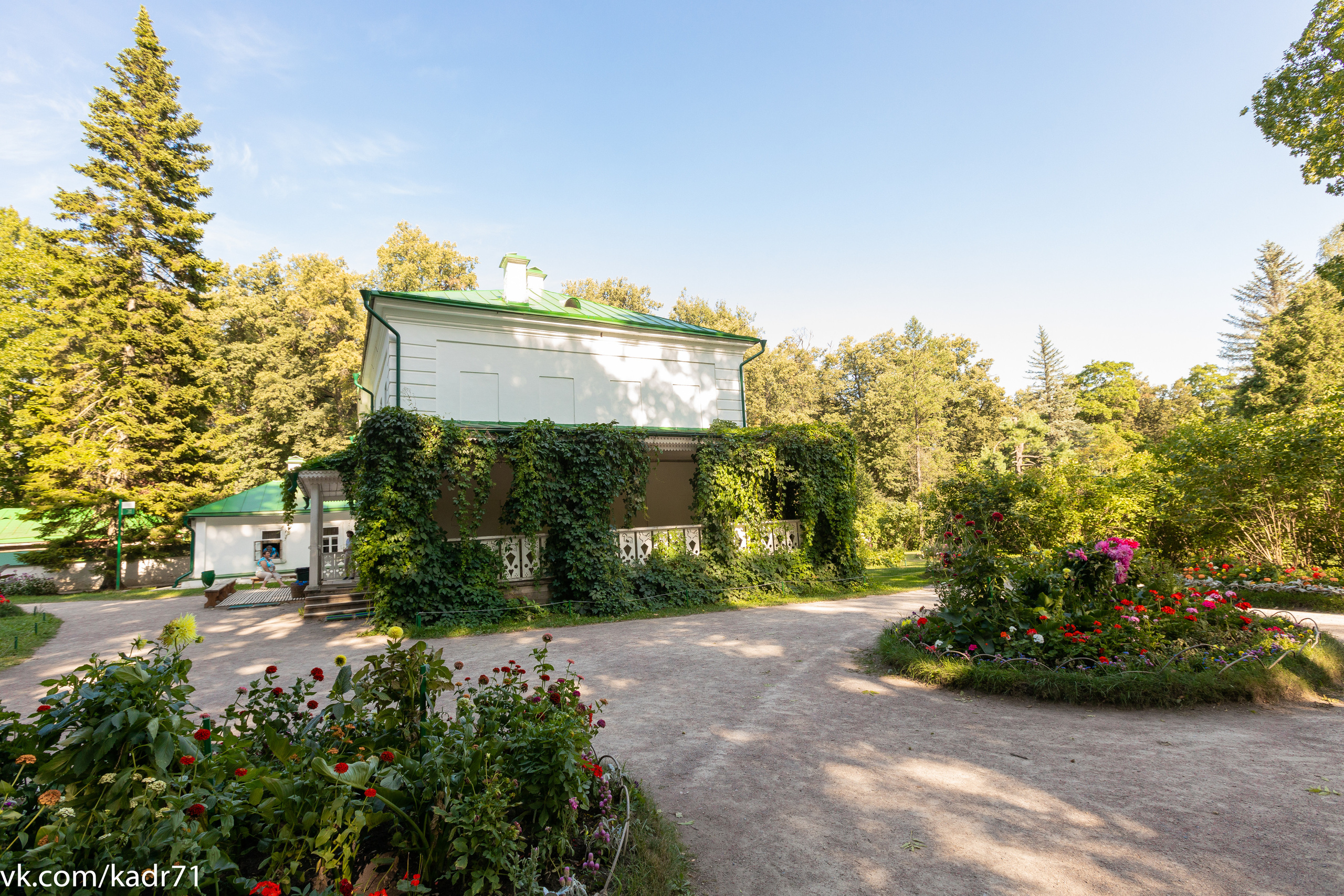Усадьба Л. Н. Толстого «Ясная Поляна» летом. Фотограф в Туле Крупский АнДРей. Фотостудия «КАДР71» в Туле