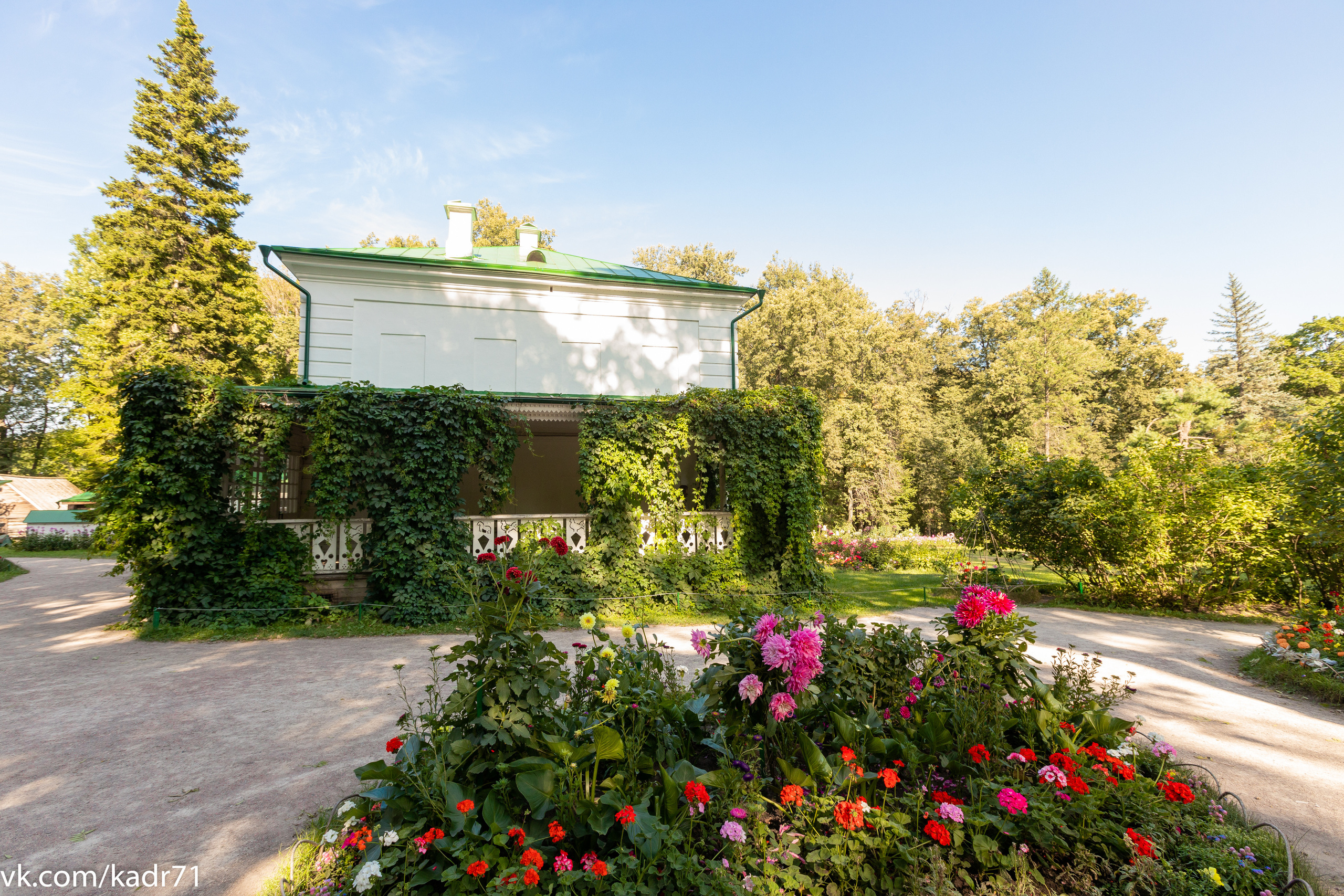 Усадьба Л. Н. Толстого «Ясная Поляна» летом. Фотограф в Туле Крупский АнДРей. Фотостудия «КАДР71» в Туле